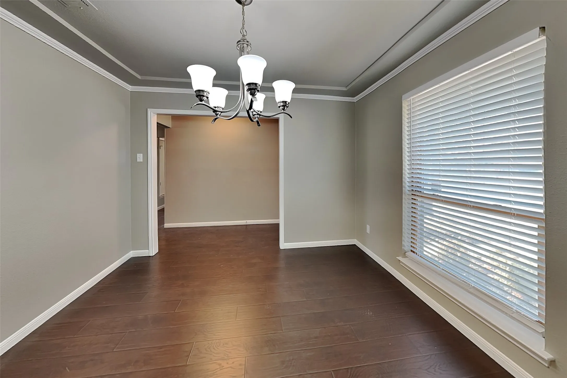 Single Family Residence For Rent in Denton County , 1733 Brighton Drive, Carrollton, Texas 75007, 4 Bedroom, 2 Bathroom, 2 Garage spaces, 2,008 Sqft, built in 1983, mls#21368816, Real Estate Agent in Carrollton, Homes For Rent in Denton county, Homes For Rent in Carrollton, Realtor in Carrollton Texas, Real Estate Brokerage Independent Realty Texas, Luminita Cordes Realtor