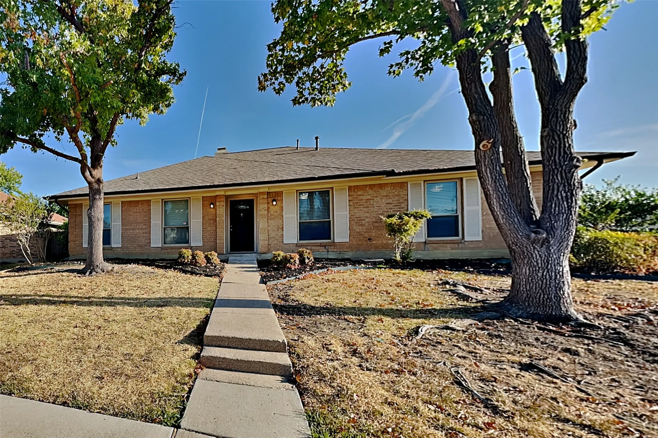 Single Family Residence For Rent in Denton County , 1733 Brighton Drive, Carrollton, Texas 75007, 4 Bedroom, 2 Bathroom, 2 Garage spaces, 2,008 Sqft, built in 1983, mls#21368816, Real Estate Agent in Carrollton, Homes For Rent in Denton county, Homes For Rent in Carrollton, Realtor in Carrollton Texas, Real Estate Brokerage Independent Realty Texas, Luminita Cordes Realtor