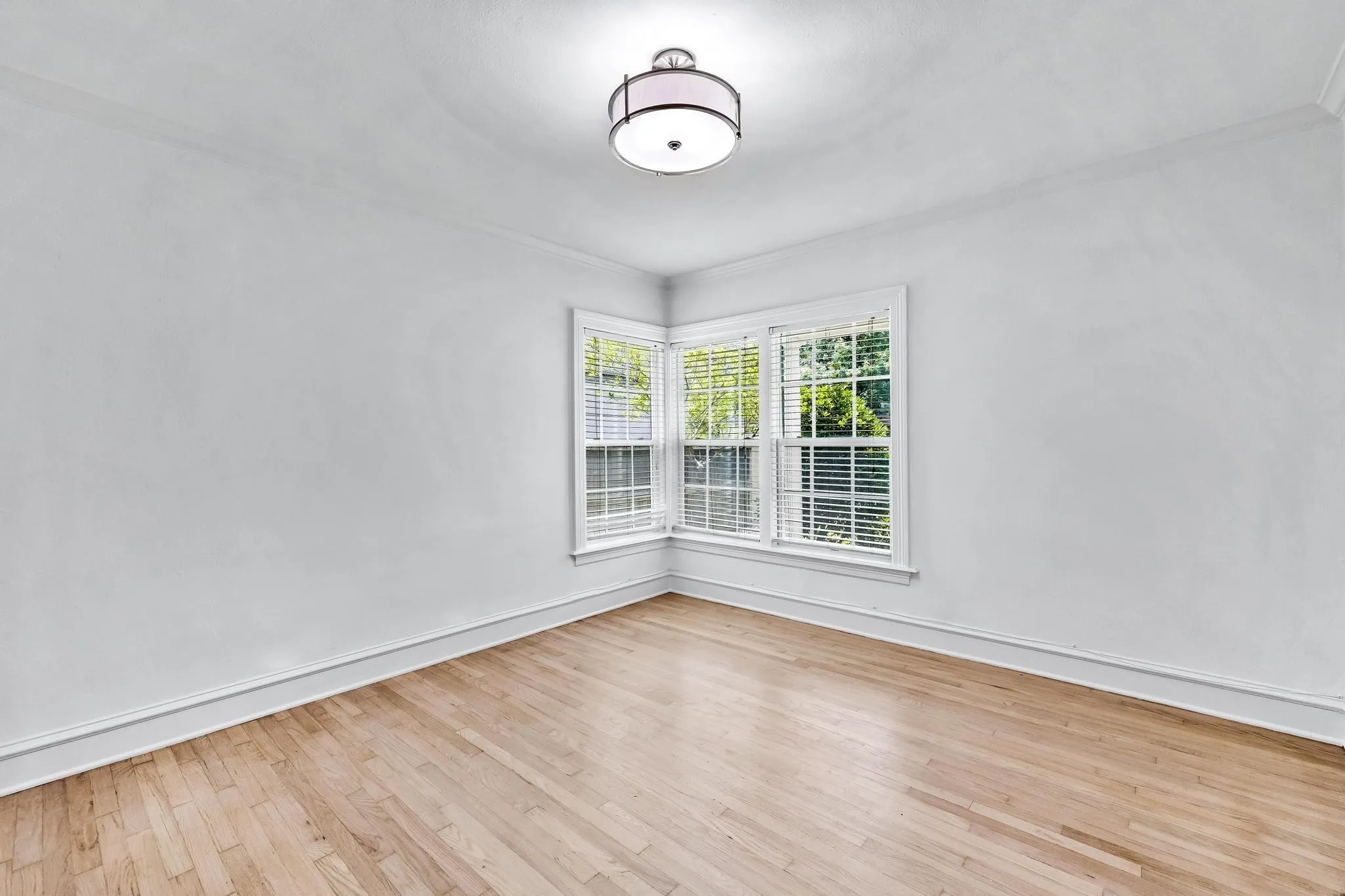 Quadruplex For Sale in Dallas County , 4538 Roland Avenue, Highland Park, Texas 75219, 8 Bedroom, 8 Bathroom, 4 Garage spaces, 0 Sqft, built in 1938, mls#21368781, Real Estate Agent in Highland Park, Homes For Sale in Dallas county, Homes For Sale in Highland Park, Realtor in Highland Park Texas, Real Estate Brokerage Independent Realty Texas, Luminita Cordes Realtor