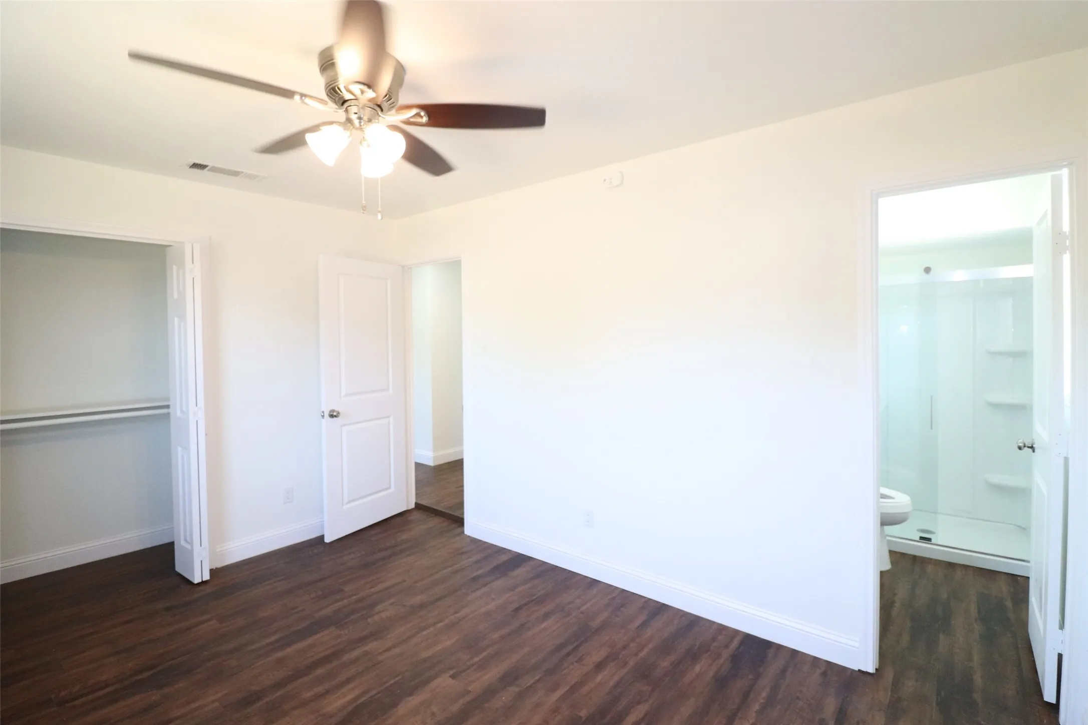 Single Family Residence For Rent in Dallas County , 1701 Running River Road, Garland, Texas 75044, 4 Bedroom, 2 Bathroom, 1 Garage spaces, 1,748 Sqft, built in 1972, mls#21366185, Real Estate Agent in Garland, Homes For Rent in Dallas county, Homes For Rent in Garland, Realtor in Garland Texas, Real Estate Brokerage Independent Realty Texas, Luminita Cordes Realtor