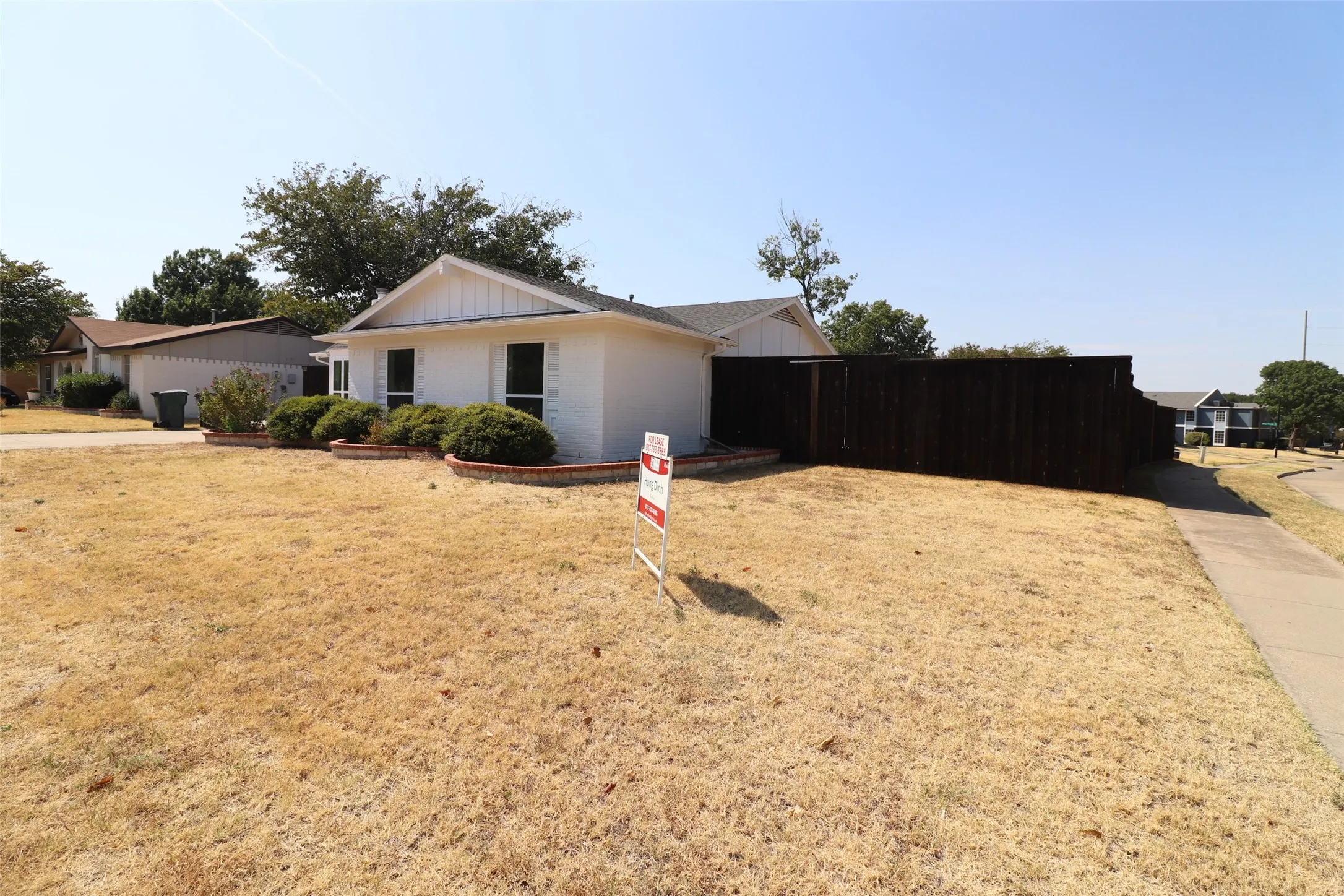 Single Family Residence For Rent in Dallas County , 1701 Running River Road, Garland, Texas 75044, 4 Bedroom, 2 Bathroom, 1 Garage spaces, 1,748 Sqft, built in 1972, mls#21366185, Real Estate Agent in Garland, Homes For Rent in Dallas county, Homes For Rent in Garland, Realtor in Garland Texas, Real Estate Brokerage Independent Realty Texas, Luminita Cordes Realtor