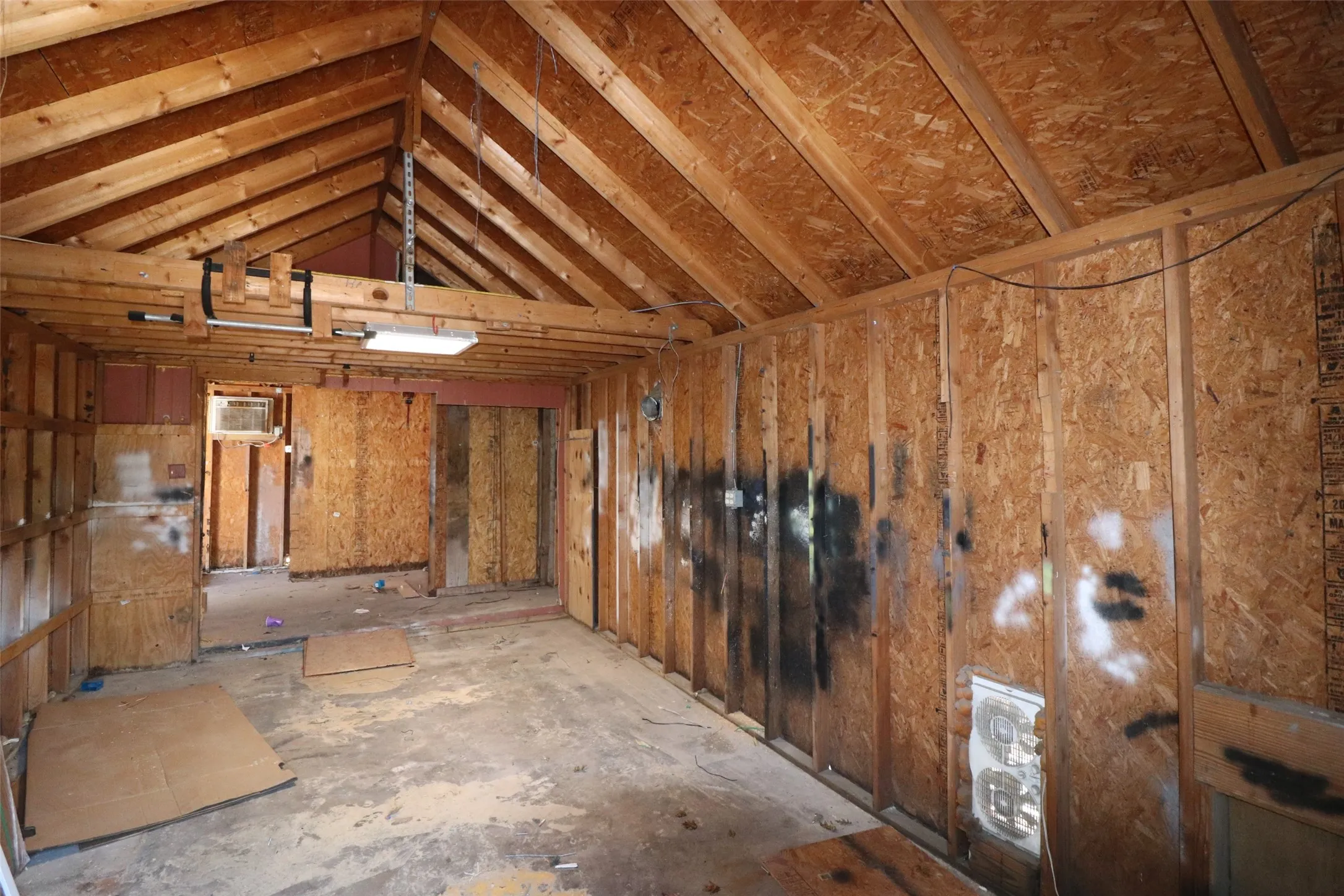 Single Family Residence For Rent in Dallas County , 1701 Running River Road, Garland, Texas 75044, 4 Bedroom, 2 Bathroom, 1 Garage spaces, 1,748 Sqft, built in 1972, mls#21366185, Real Estate Agent in Garland, Homes For Rent in Dallas county, Homes For Rent in Garland, Realtor in Garland Texas, Real Estate Brokerage Independent Realty Texas, Luminita Cordes Realtor