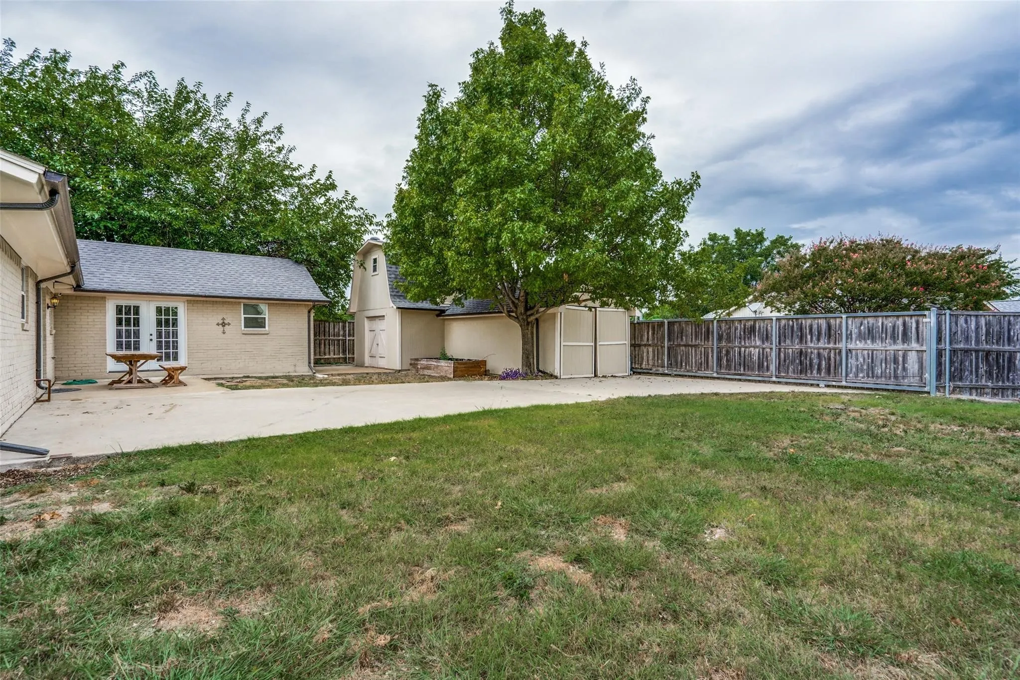 Single Family Residence For Rent in Dallas County , 1701 Running River Road, Garland, Texas 75044, 4 Bedroom, 2 Bathroom, 1 Garage spaces, 1,748 Sqft, built in 1972, mls#21366185, Real Estate Agent in Garland, Homes For Rent in Dallas county, Homes For Rent in Garland, Realtor in Garland Texas, Real Estate Brokerage Independent Realty Texas, Luminita Cordes Realtor