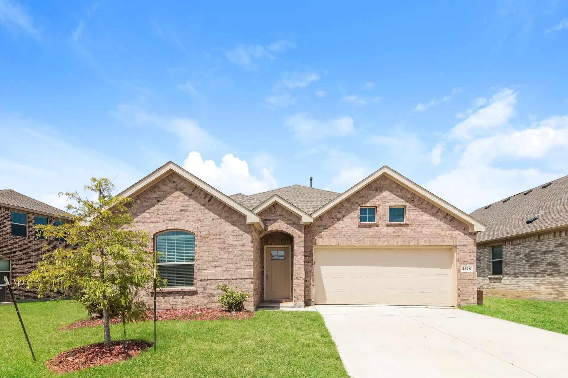Single Family Residence For Rent in Denton County , 2324 O Keefe Drive, Little Elm, Texas 75068, 3 Bedroom, 2 Bathroom, 2 Garage spaces, 1,602 Sqft, built in 2023, mls#21368861, Real Estate Agent in Little Elm, Homes For Rent in Denton county, Homes For Rent in Little Elm, Realtor in Little Elm Texas, Real Estate Brokerage Independent Realty Texas, Luminita Cordes Realtor