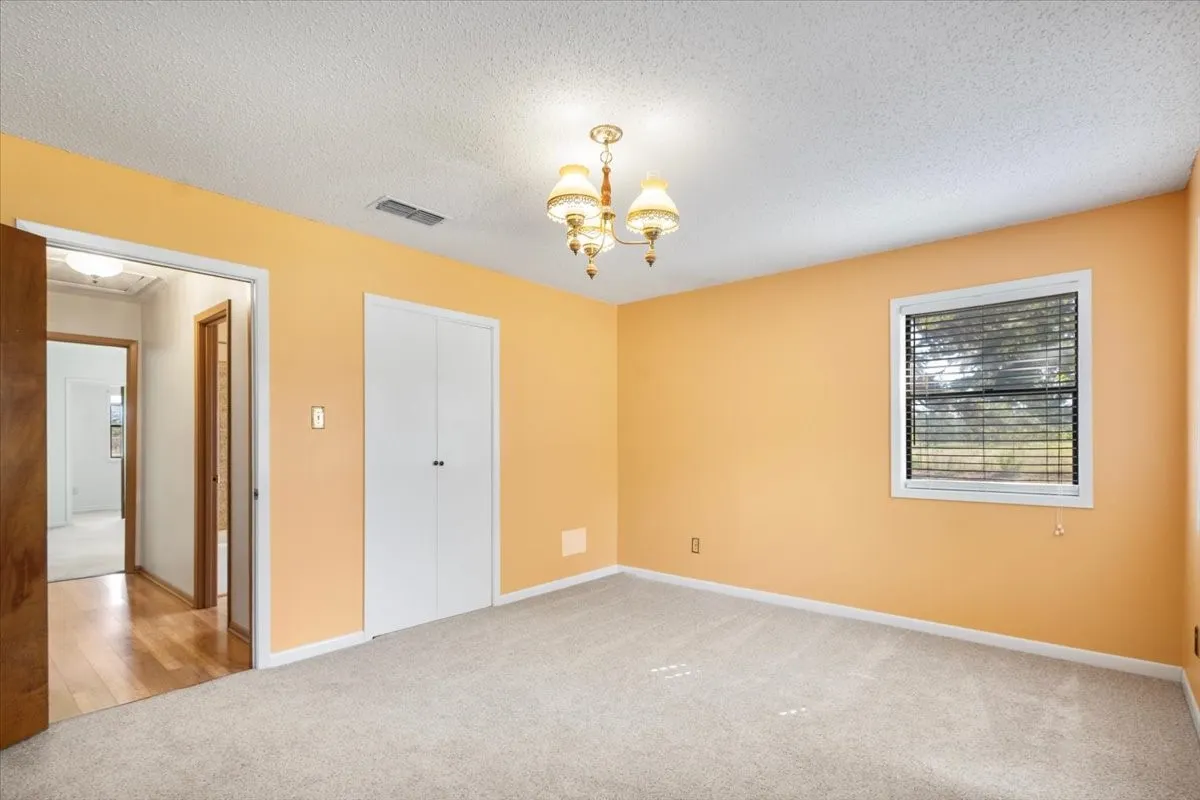 Farm For Sale in Anderson County , 1000 County Road 1208, Grapeland, Texas 75844, 3 Bedroom, 2 Bathroom, Garage spaces, 1,974 Sqft, built in 1978, mls#21368790, Real Estate Agent in Grapeland, Homes For Sale in Anderson county, Homes For Sale in Grapeland, Realtor in Grapeland Texas, Real Estate Brokerage Independent Realty Texas, Luminita Cordes Realtor