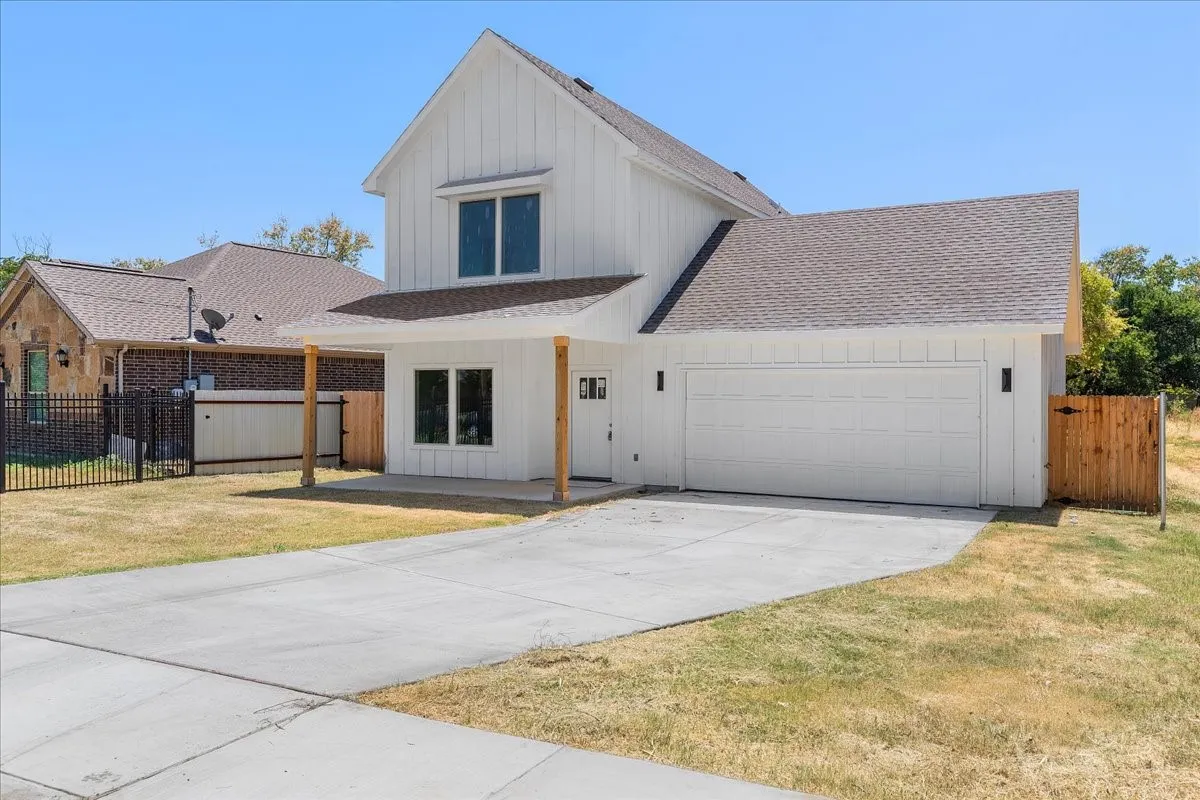 Single Family Residence For Sale in Tarrant County , 5224 Anderson Street, Fort Worth, Texas 76105, 3 Bedroom, 3 Bathroom, 2 Garage spaces, 1,907 Sqft, built in 2026, mls#21368867, Real Estate Agent in Fort Worth, Homes For Sale in Tarrant county, Homes For Sale in Fort Worth, Realtor in Fort Worth Texas, Real Estate Brokerage Independent Realty Texas, Luminita Cordes Realtor