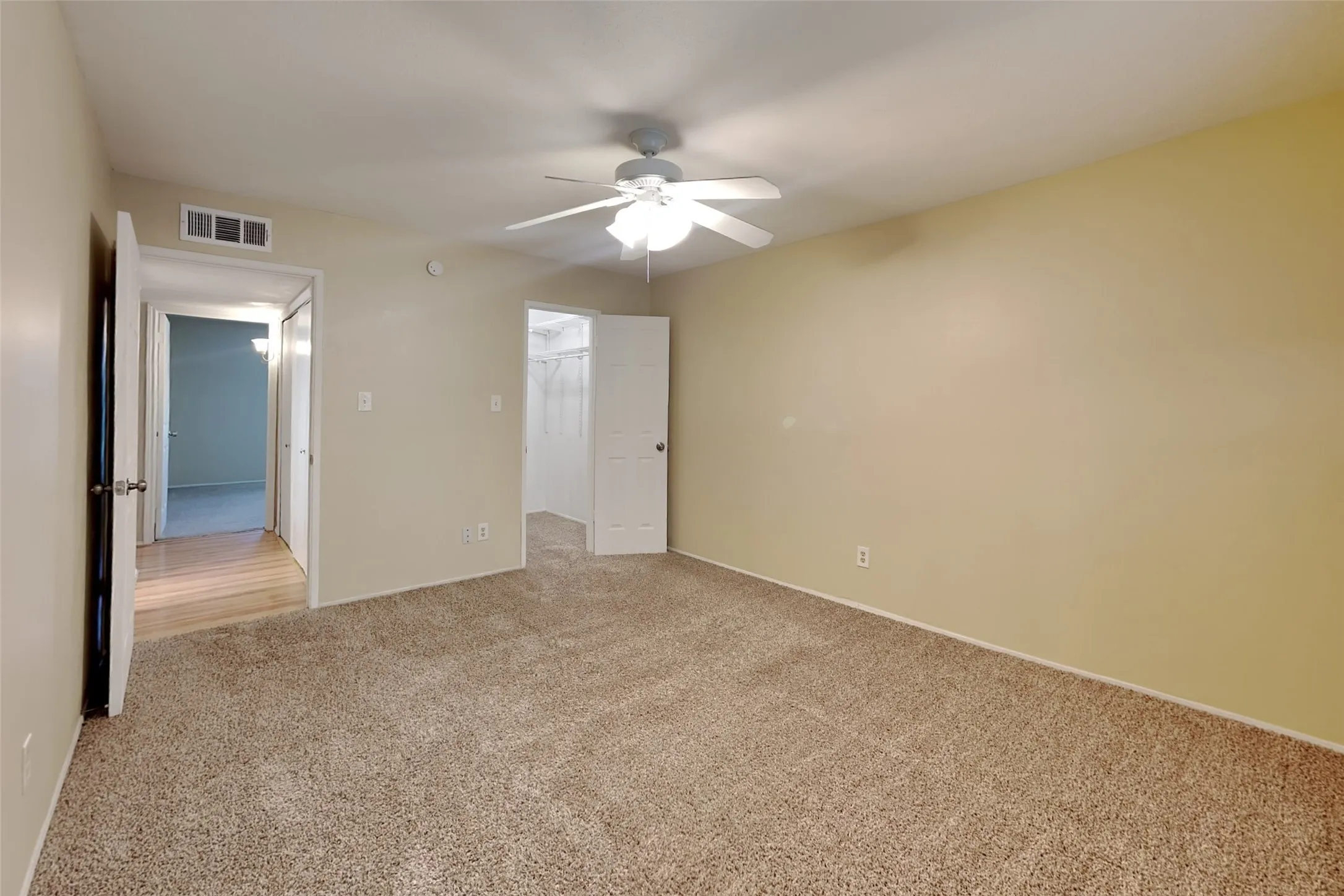 Single Family Residence For Rent in Collin County , 804 Rolling Ridge Drive, Allen, Texas 75002, 3 Bedroom, 2 Bathroom, 2 Garage spaces, 1,631 Sqft, built in 1980, mls#21368870, Real Estate Agent in Allen, Homes For Rent in Collin county, Homes For Rent in Allen, Realtor in Allen Texas, Real Estate Brokerage Independent Realty Texas, Luminita Cordes Realtor