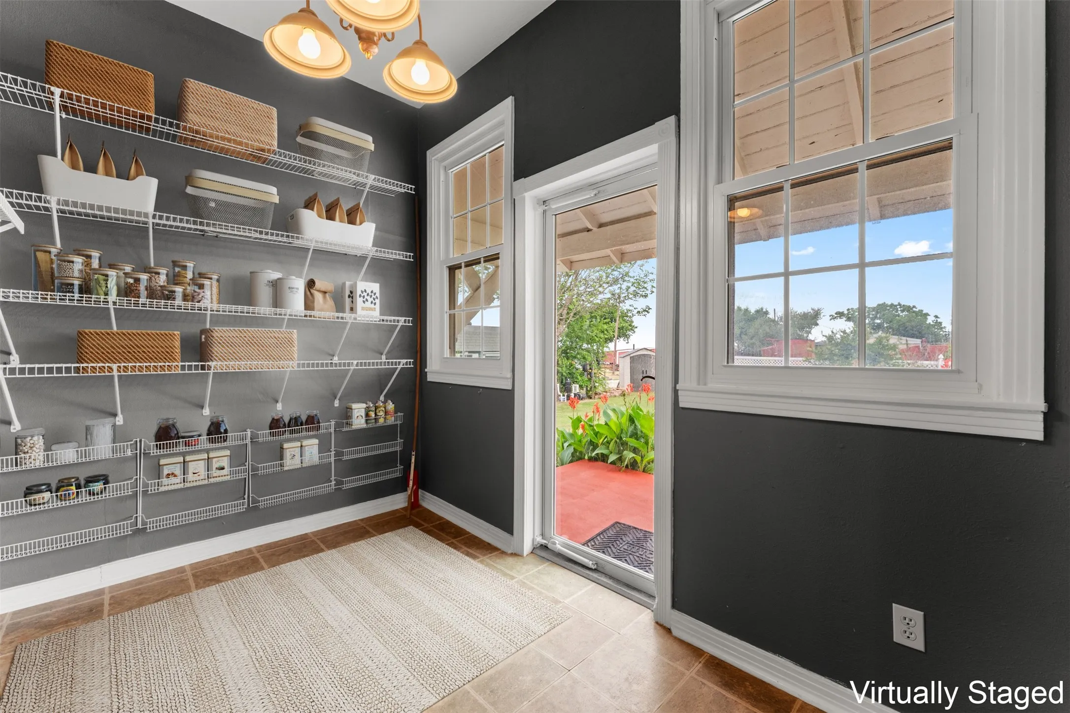 Large hobby room area, great for sewing, painting or whatever hobby enjoyment (Virtually Staged)