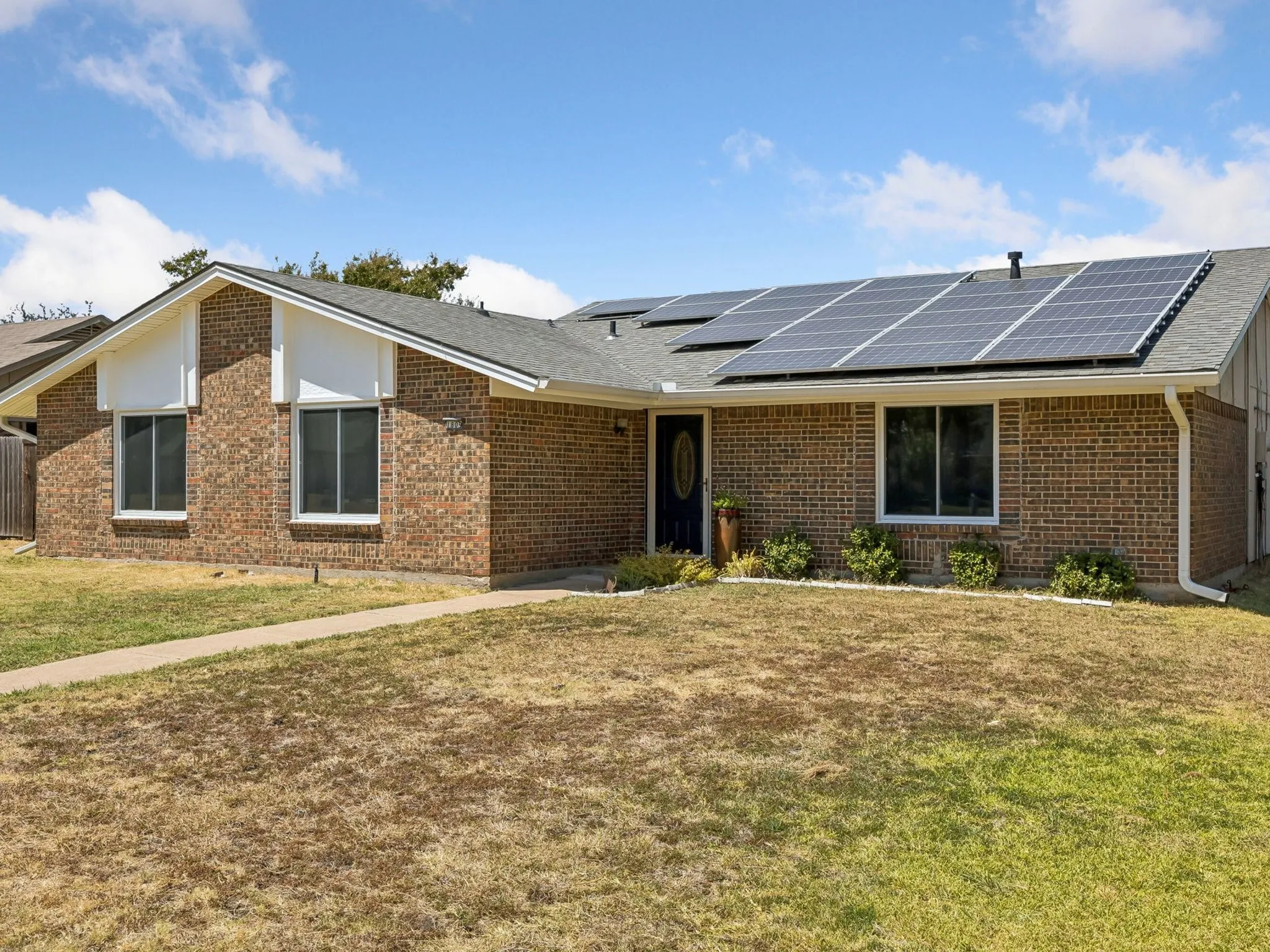 Paid in Full solar panels convey!
