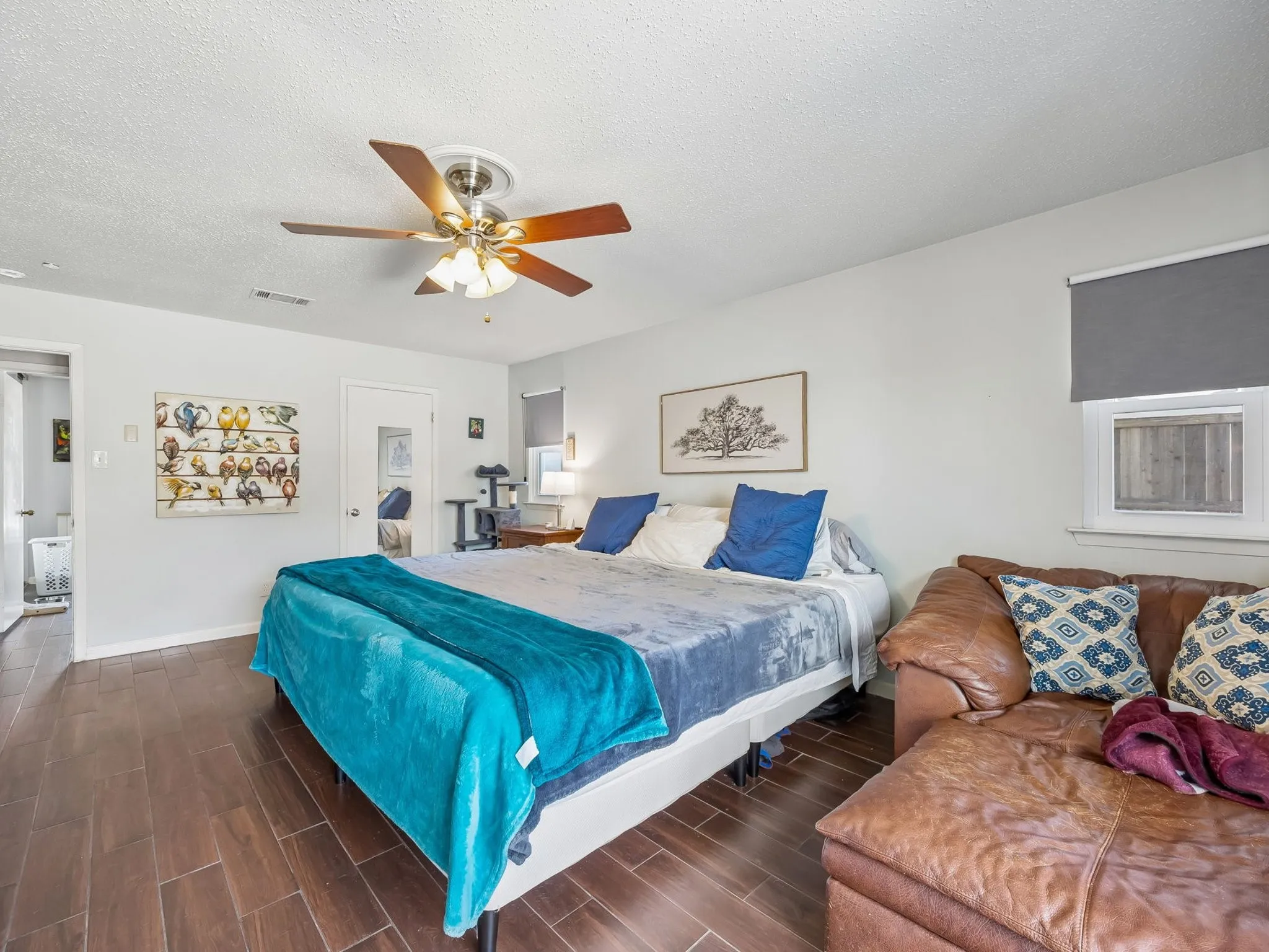 Single Family Residence For Sale in Dallas County , 1809 Windsong Trail, Richardson, Texas 75081, 3 Bedroom, 2 Bathroom, 2 Garage spaces, 1,552 Sqft, built in 1972, mls#21367195, Real Estate Agent in Richardson, Homes For Sale in Dallas county, Homes For Sale in Richardson, Realtor in Richardson Texas, Real Estate Brokerage Independent Realty Texas, Luminita Cordes Realtor