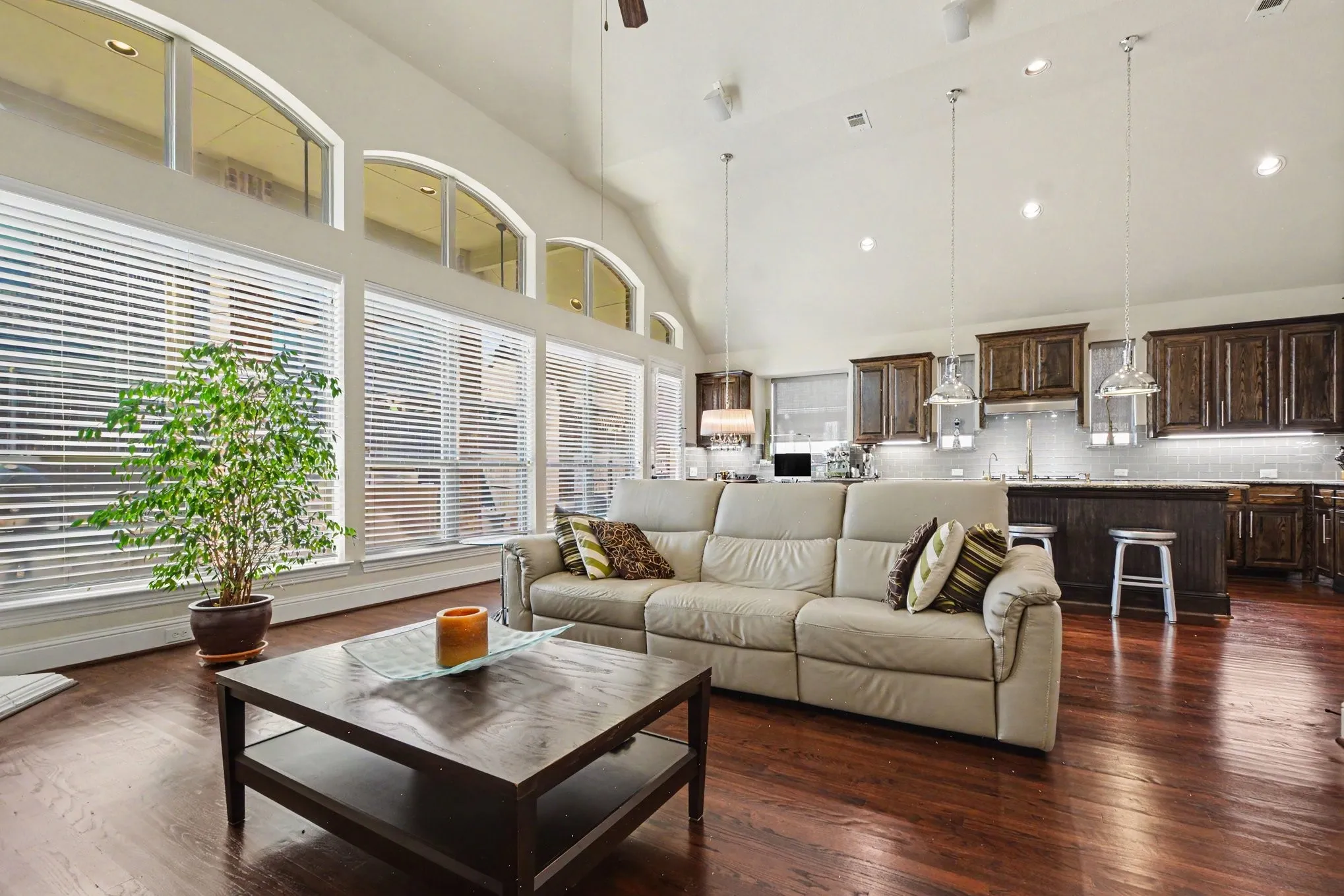 Single Family Residence For Sale in Collin County , 1513 Snowberry Drive, Allen, Texas 75013, 4 Bedroom, 3 Bathroom, 2 Garage spaces, 3,559 Sqft, built in 2012, mls#21368744, Real Estate Agent in Allen, Homes For Sale in Collin county, Homes For Sale in Allen, Realtor in Allen Texas, Real Estate Brokerage Independent Realty Texas, Luminita Cordes Realtor