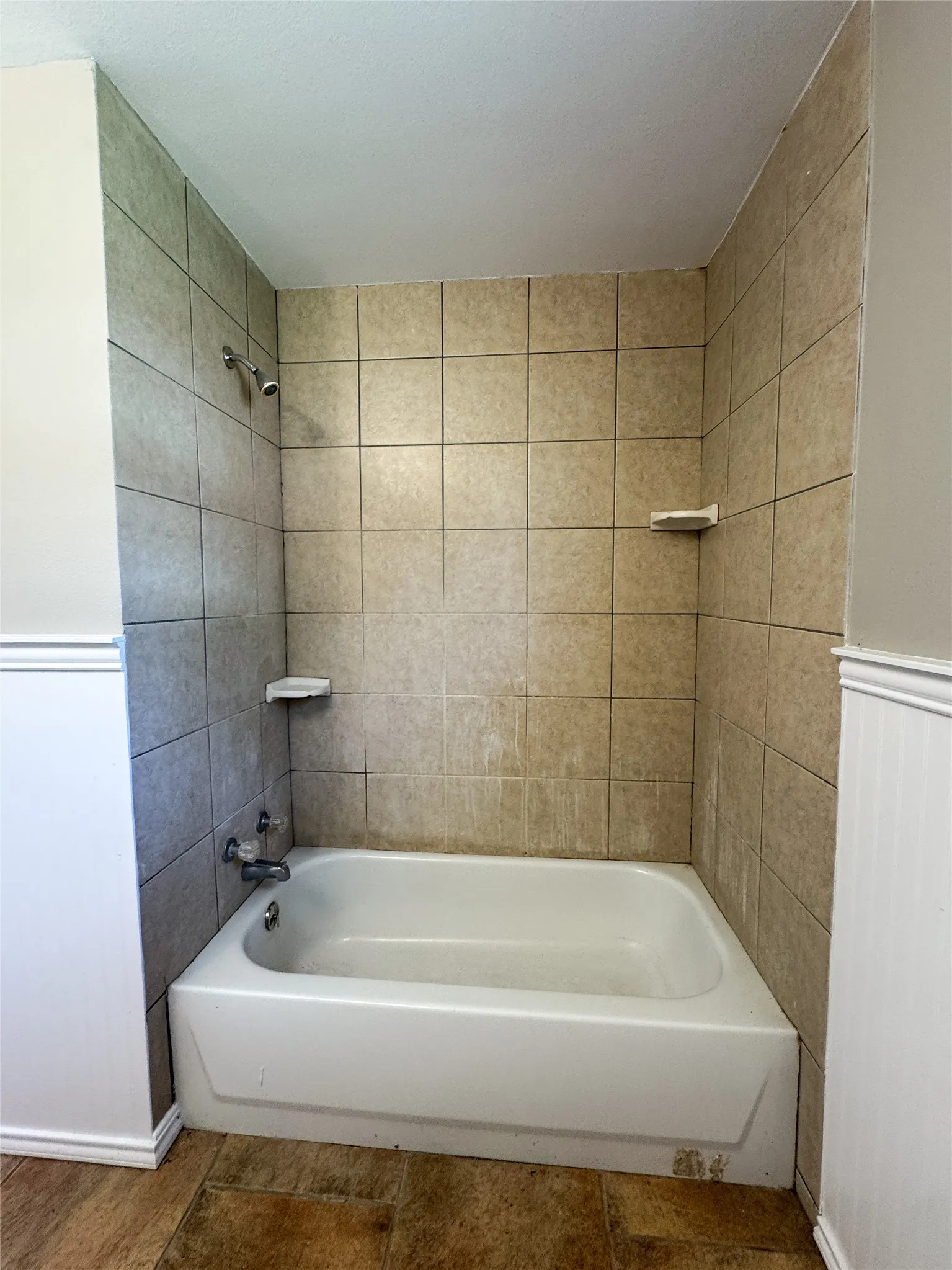 Single Family Residence For Sale in Haskell County , 909 N Avenue K, Haskell, Texas 79521, 3 Bedroom, 1 Bathroom, 1 Garage spaces, 1,184 Sqft, built in 1971, mls#21363335, Real Estate Agent in Haskell, Homes For Sale in Haskell county, Homes For Sale in Haskell, Realtor in Haskell Texas, Real Estate Brokerage Independent Realty Texas, Luminita Cordes Realtor