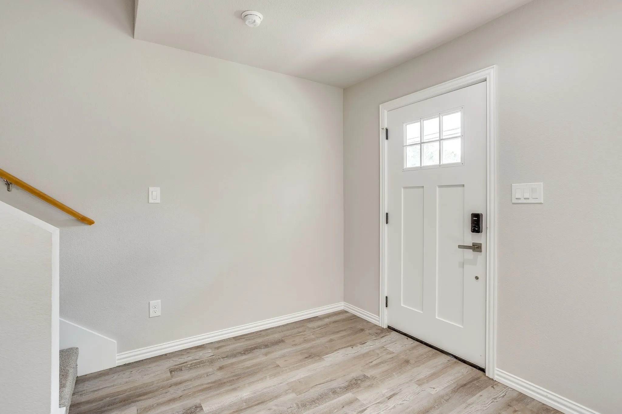Duplex For Rent in Tarrant County , 931 River Road, Fort Worth, Texas 76114, 2 Bedroom, 3 Bathroom, Garage spaces, 1,170 Sqft, built in 2024, mls#21368433, Real Estate Agent in Fort Worth, Homes For Rent in Tarrant county, Homes For Rent in Fort Worth, Realtor in Fort Worth Texas, Real Estate Brokerage Independent Realty Texas, Luminita Cordes Realtor