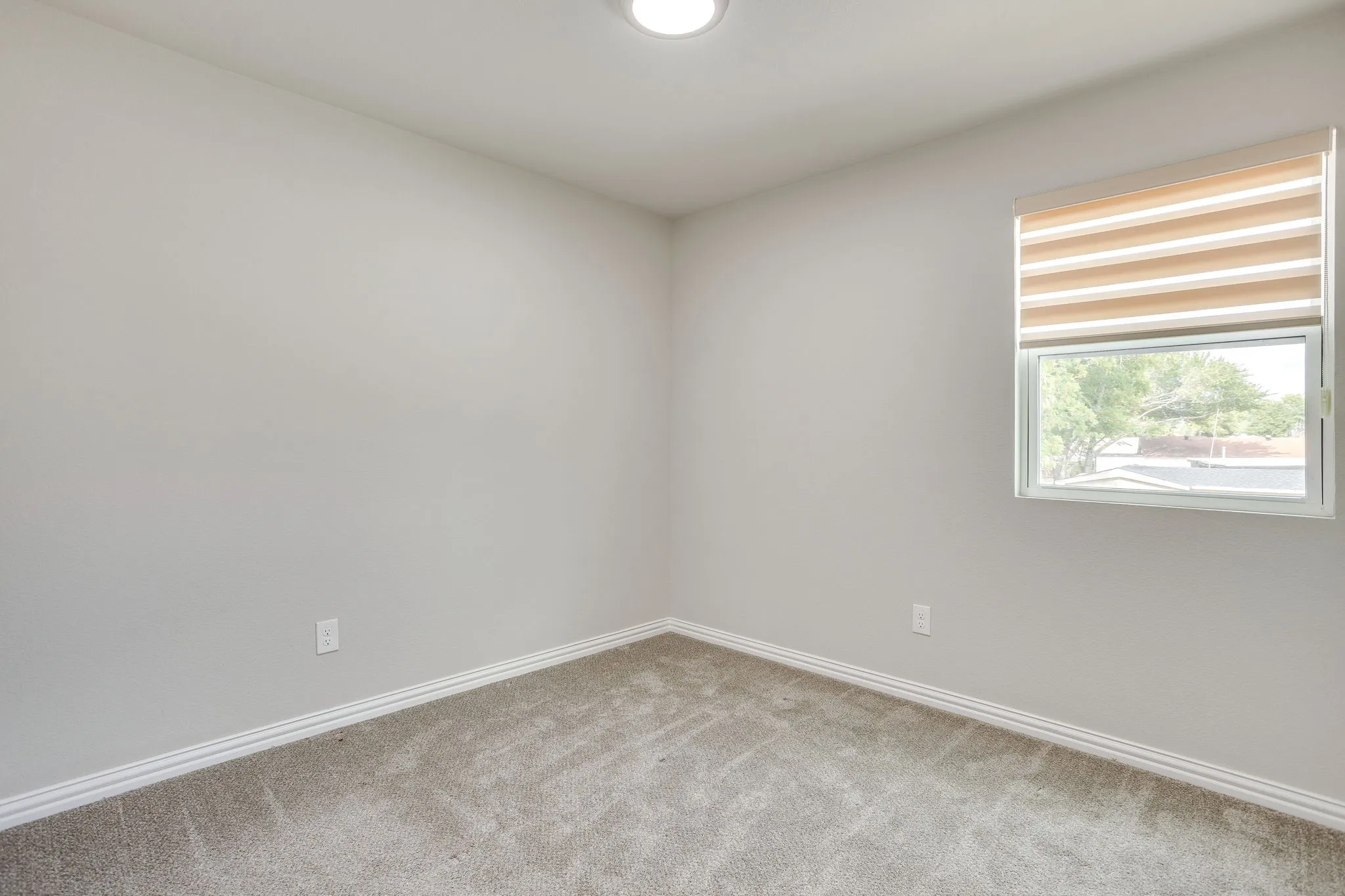 Duplex For Rent in Tarrant County , 931 River Road, Fort Worth, Texas 76114, 2 Bedroom, 3 Bathroom, Garage spaces, 1,170 Sqft, built in 2024, mls#21368433, Real Estate Agent in Fort Worth, Homes For Rent in Tarrant county, Homes For Rent in Fort Worth, Realtor in Fort Worth Texas, Real Estate Brokerage Independent Realty Texas, Luminita Cordes Realtor