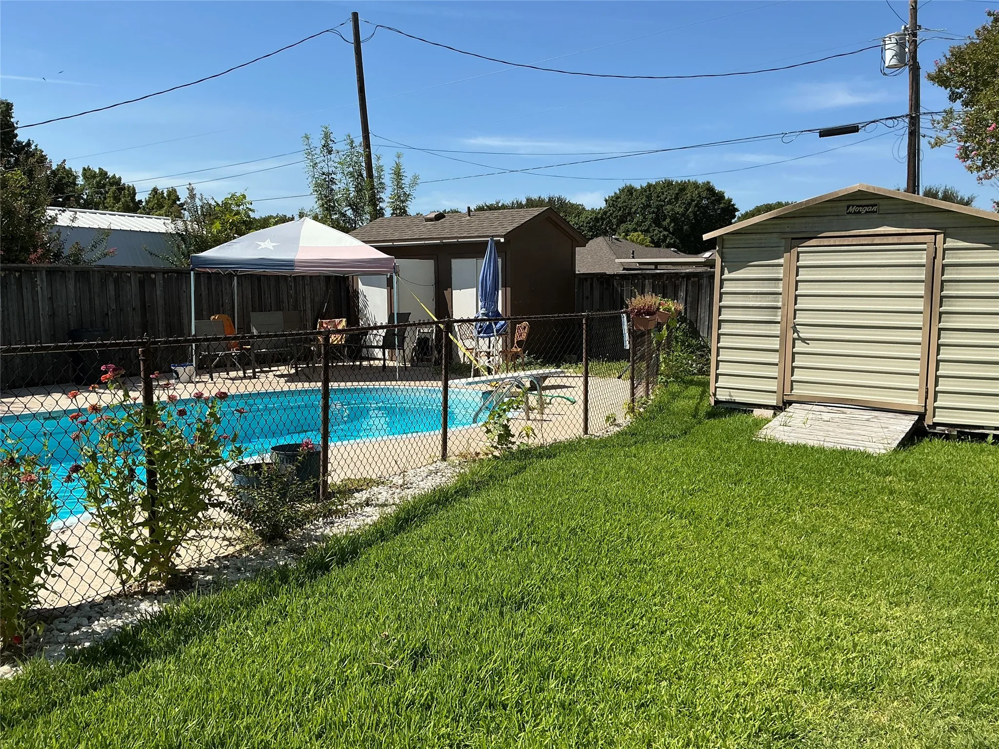 Single Family Residence For Sale in Brown County , 2802 Good Shepherd Drive, Brownwood, Texas 76801, 4 Bedroom, 4 Bathroom, Garage spaces, 3,111 Sqft, built in 1980, mls#21368139, Real Estate Agent in Brownwood, Homes For Sale in Brown county, Homes For Sale in Brownwood, Realtor in Brownwood Texas, Real Estate Brokerage Independent Realty Texas, Luminita Cordes Realtor