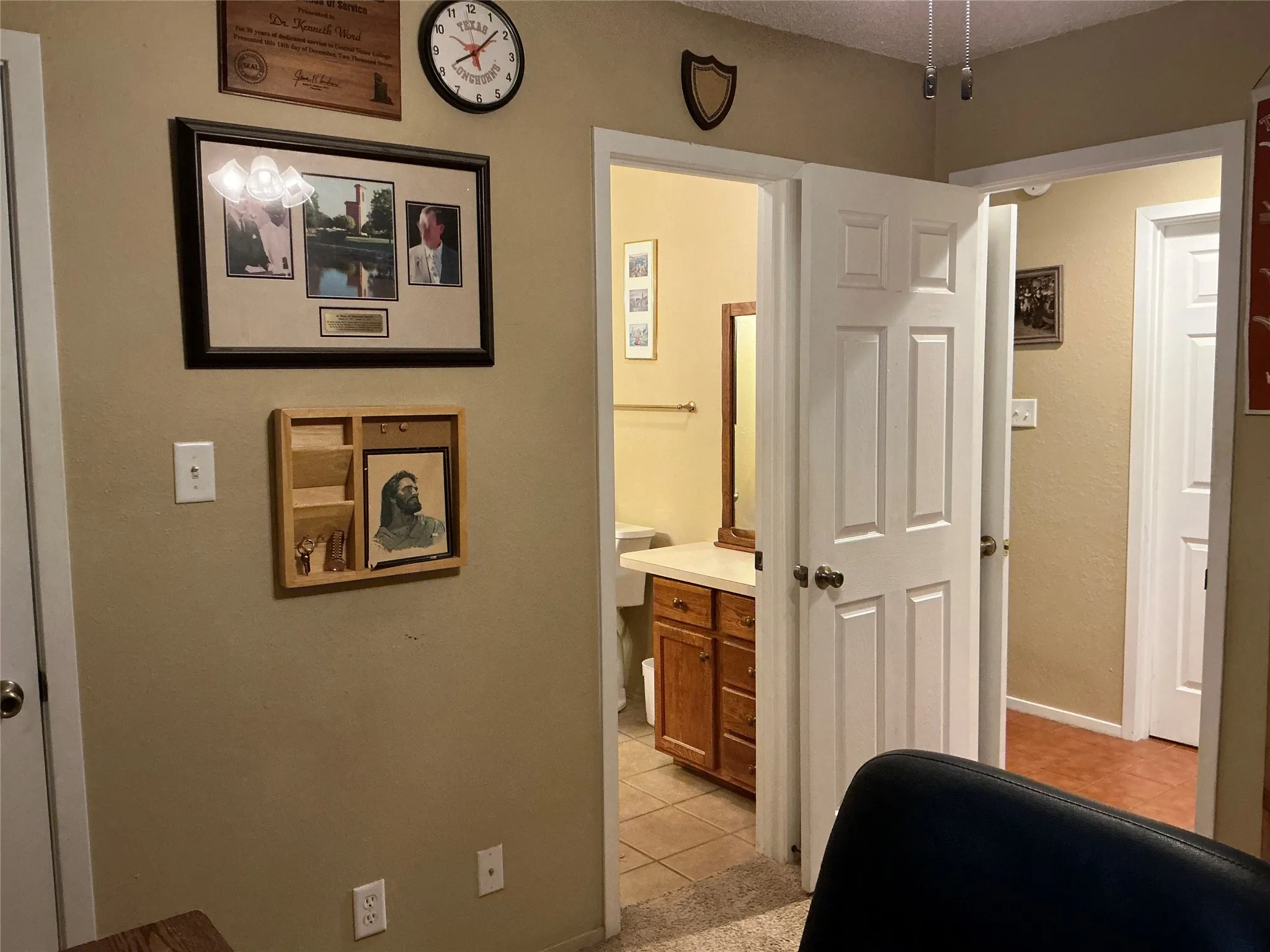 Single Family Residence For Sale in Brown County , 2802 Good Shepherd Drive, Brownwood, Texas 76801, 4 Bedroom, 4 Bathroom, Garage spaces, 3,111 Sqft, built in 1980, mls#21368139, Real Estate Agent in Brownwood, Homes For Sale in Brown county, Homes For Sale in Brownwood, Realtor in Brownwood Texas, Real Estate Brokerage Independent Realty Texas, Luminita Cordes Realtor