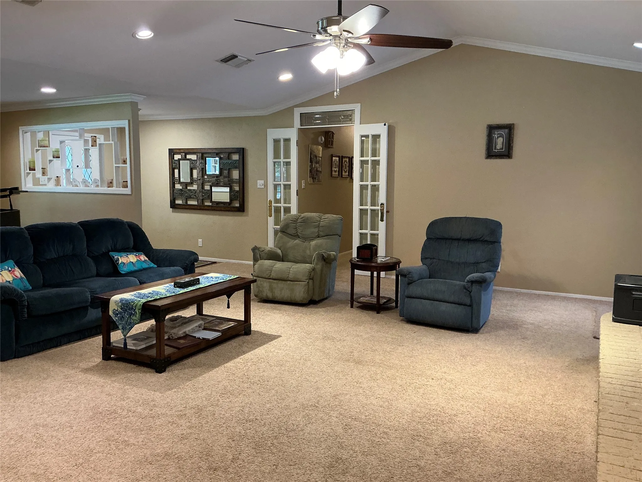 Single Family Residence For Sale in Brown County , 2802 Good Shepherd Drive, Brownwood, Texas 76801, 4 Bedroom, 4 Bathroom, Garage spaces, 3,111 Sqft, built in 1980, mls#21368139, Real Estate Agent in Brownwood, Homes For Sale in Brown county, Homes For Sale in Brownwood, Realtor in Brownwood Texas, Real Estate Brokerage Independent Realty Texas, Luminita Cordes Realtor