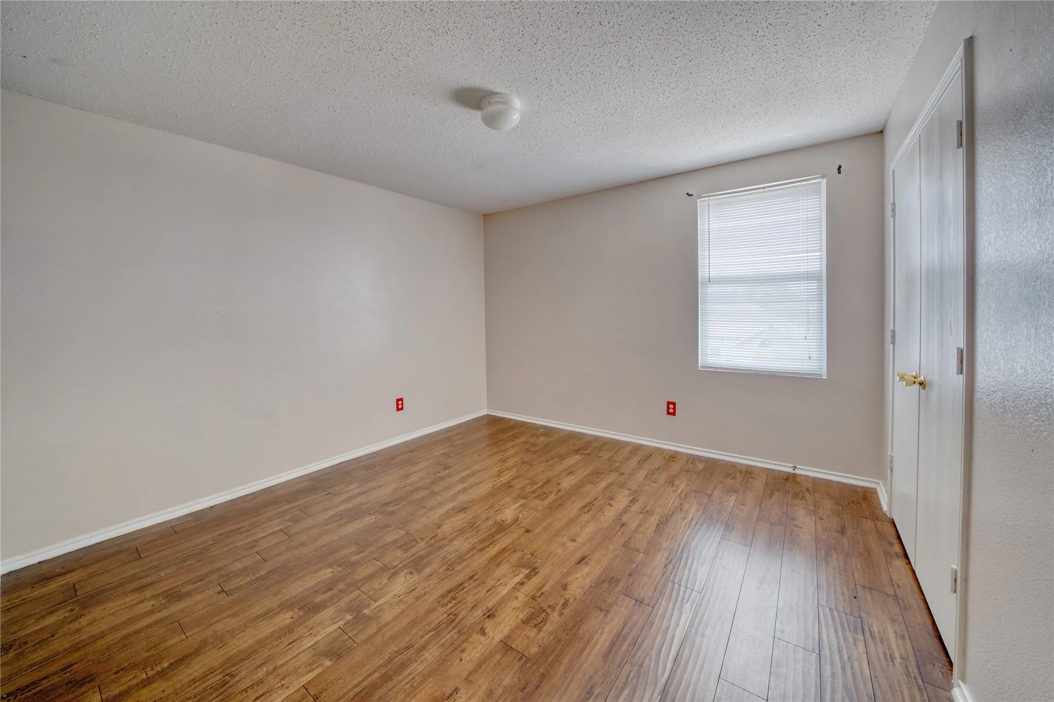 Single Family Residence For Rent in Collin County , 4212 Dolores Street, Mc Kinney, Texas 75070, 3 Bedroom, 3 Bathroom, 2 Garage spaces, 2,306 Sqft, built in 2004, mls#21368113, Real Estate Agent in Mc Kinney, Homes For Rent in Collin county, Homes For Rent in Mc Kinney, Realtor in Mc Kinney Texas, Real Estate Brokerage Independent Realty Texas, Luminita Cordes Realtor
