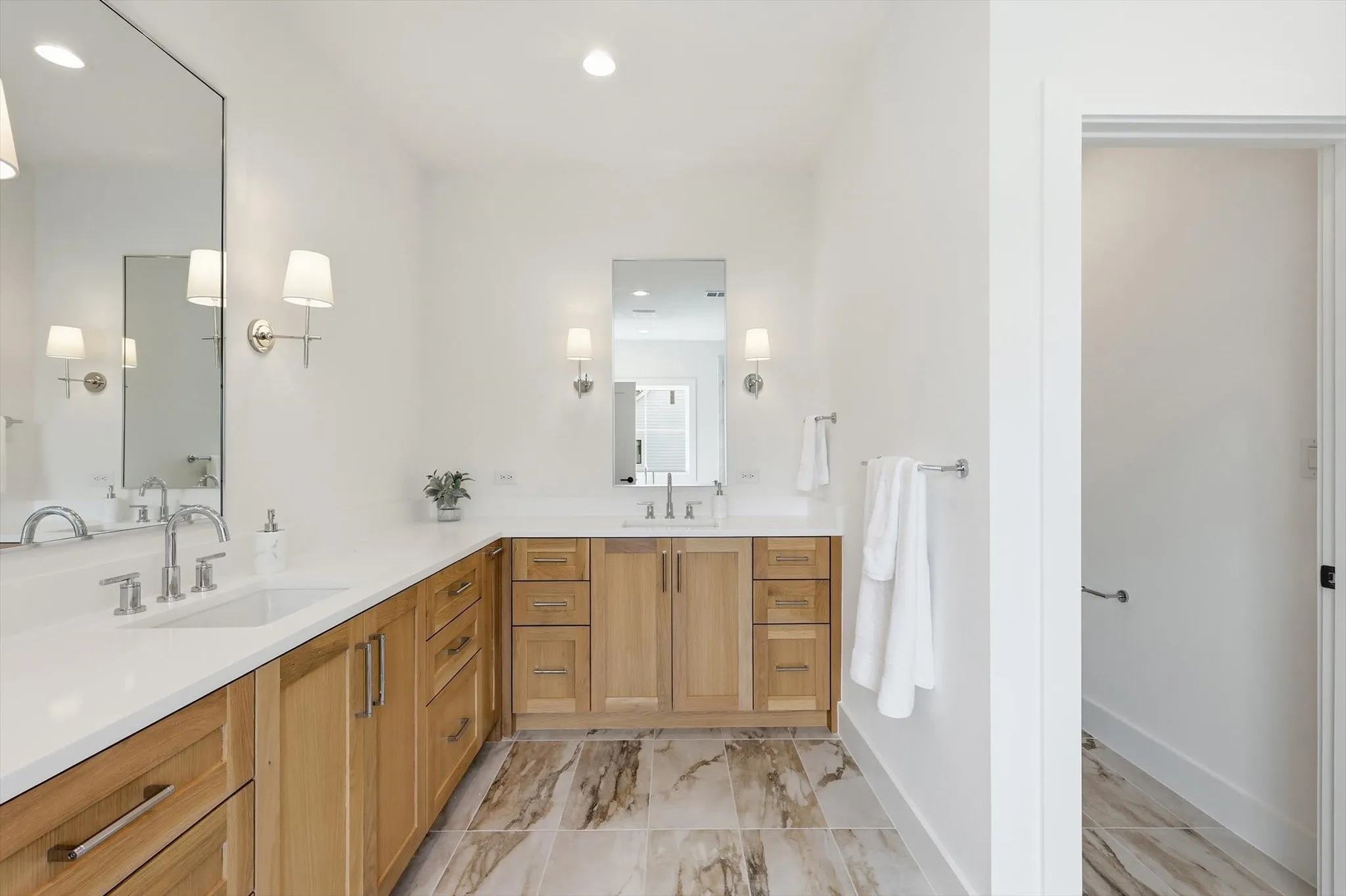 Single Family Residence For Sale in Dallas County , 4614 Hopkins Avenue, Dallas, Texas 75209, 3 Bedroom, 3 Bathroom, 2 Garage spaces, 2,466 Sqft, built in 2026, mls#21368905, Real Estate Agent in Dallas, Homes For Sale in Dallas county, Homes For Sale in Dallas, Realtor in Dallas Texas, Real Estate Brokerage Independent Realty Texas, Luminita Cordes Realtor