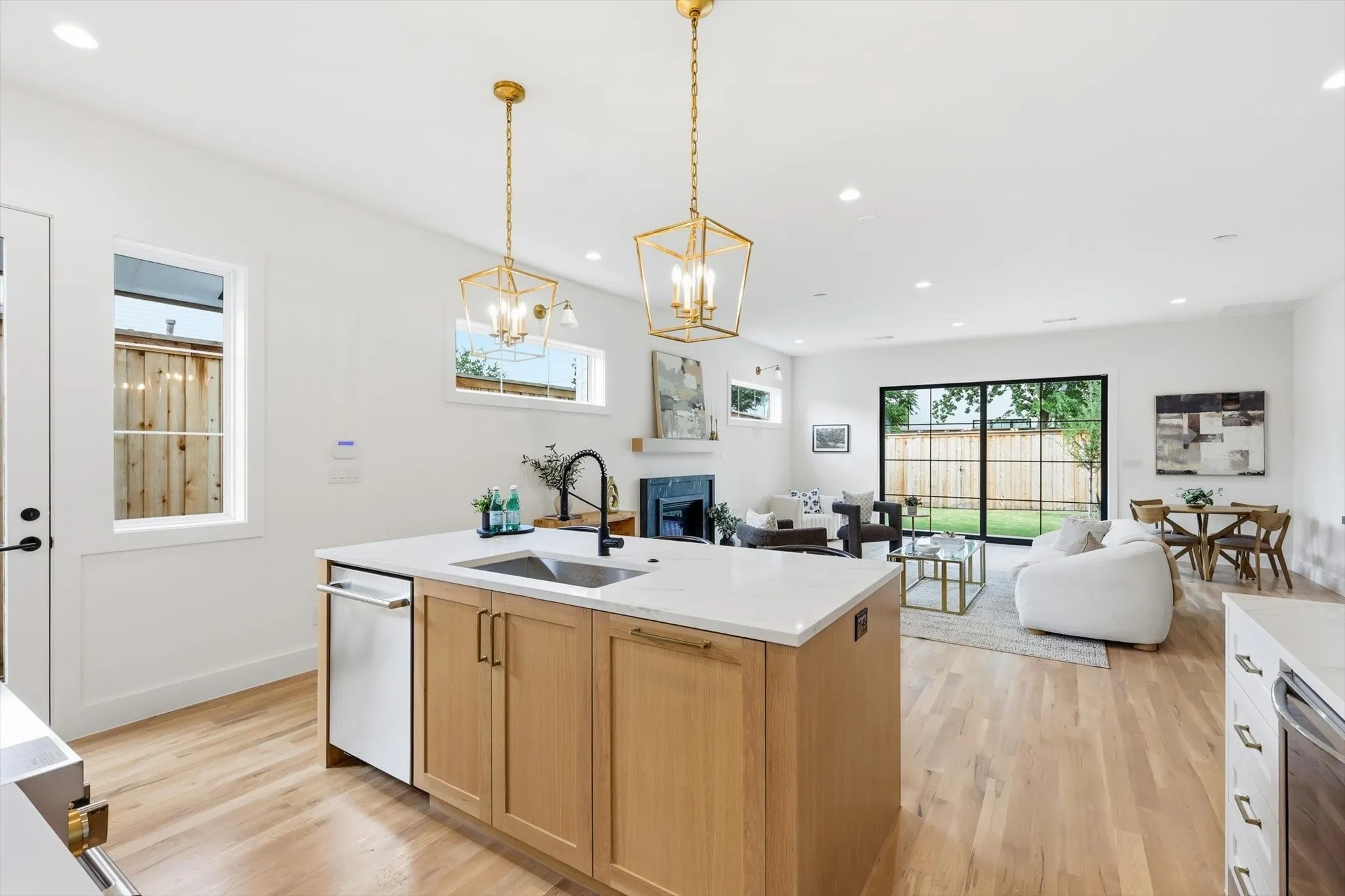 Single Family Residence For Sale in Dallas County , 4614 Hopkins Avenue, Dallas, Texas 75209, 3 Bedroom, 3 Bathroom, 2 Garage spaces, 2,466 Sqft, built in 2026, mls#21368905, Real Estate Agent in Dallas, Homes For Sale in Dallas county, Homes For Sale in Dallas, Realtor in Dallas Texas, Real Estate Brokerage Independent Realty Texas, Luminita Cordes Realtor