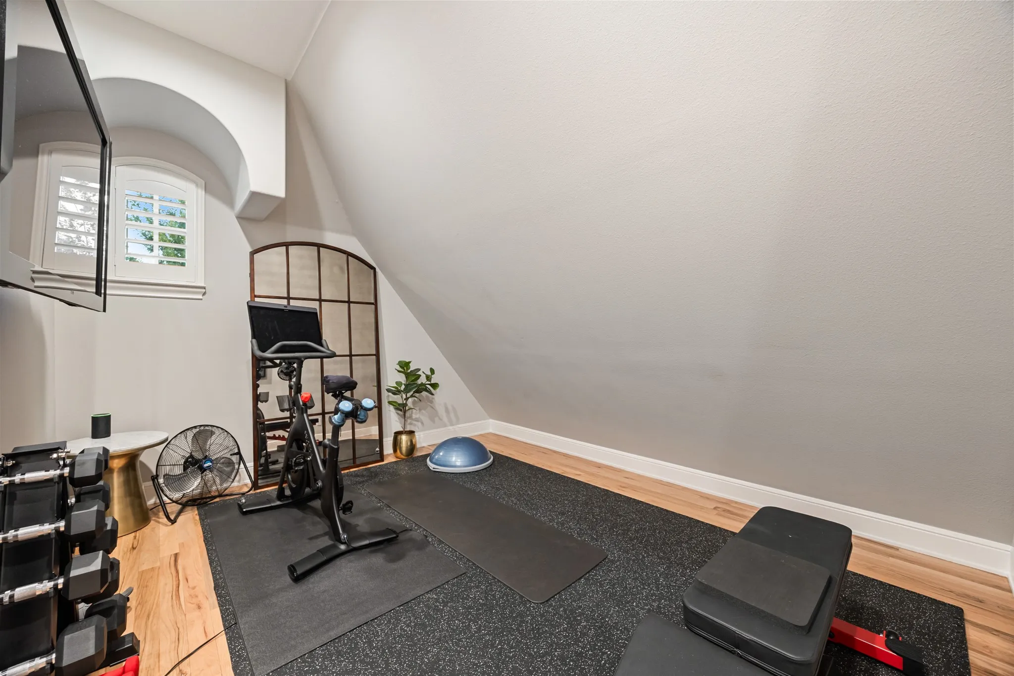 Bonus room set up as a private home gym, flexible for whatever you need it to be.