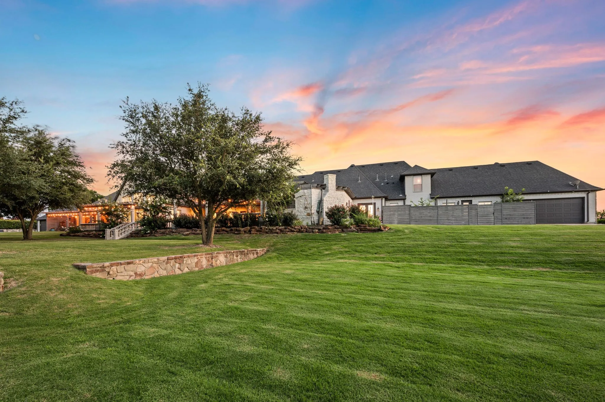 Single Family Residence For Sale in Rockwall County , 1705 Bison Meadow Lane, Heath, Texas 75032, 4 Bedroom, 6 Bathroom, 4 Garage spaces, 9,246 Sqft, built in 2003, mls#21368826, Real Estate Agent in Heath, Homes For Sale in Rockwall county, Homes For Sale in Heath, Realtor in Heath Texas, Real Estate Brokerage Independent Realty Texas, Luminita Cordes Realtor