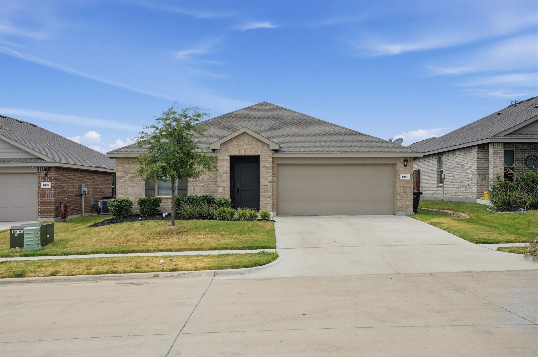 Single Family Residence For Rent in Johnson County , 807 Wolf Creek Drive, Cleburne, Texas 76033, 4 Bedroom, 2 Bathroom, 2 Garage spaces, 1,885 Sqft, built in 2022, mls#21368937, Real Estate Agent in Cleburne, Homes For Rent in Johnson county, Homes For Rent in Cleburne, Realtor in Cleburne Texas, Real Estate Brokerage Independent Realty Texas, Luminita Cordes Realtor