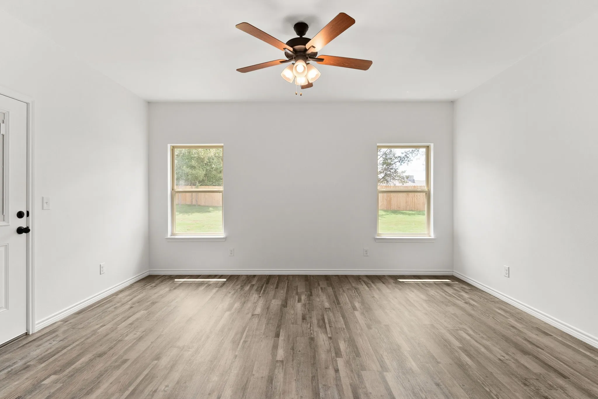 Single Family Residence For Sale in Lampasas County , 828 Elijah, Lampasas, Texas 76550, 4 Bedroom, 3 Bathroom, 2 Garage spaces, 2,068 Sqft, built in 2024, mls#21362806, Real Estate Agent in Lampasas, Homes For Sale in Lampasas county, Homes For Sale in Lampasas, Realtor in Lampasas Texas, Real Estate Brokerage Independent Realty Texas, Luminita Cordes Realtor