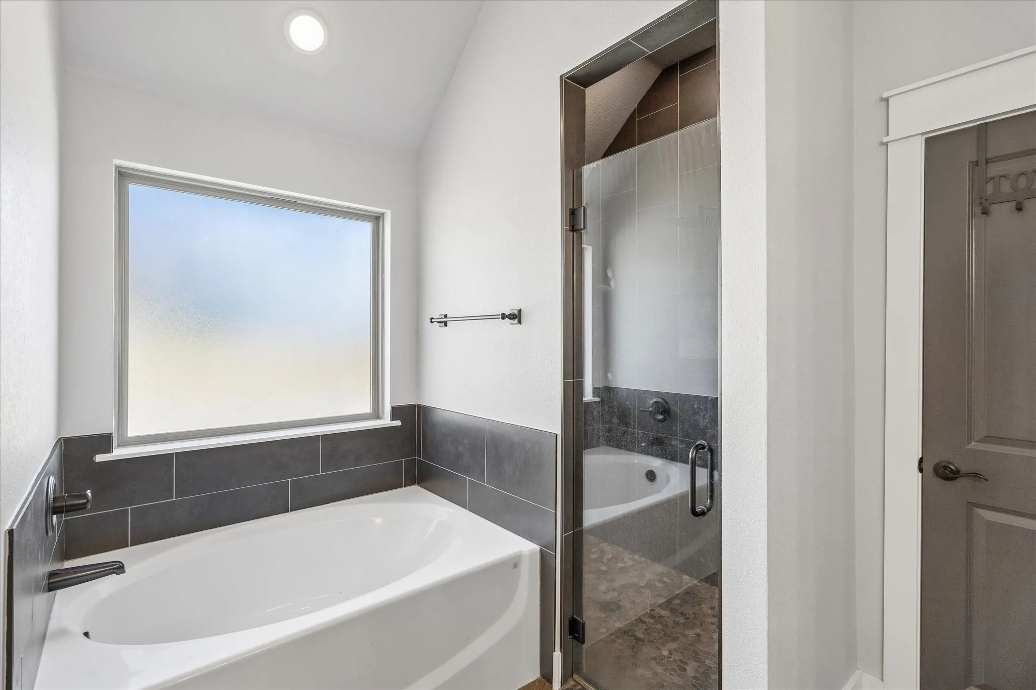 Single Family Residence For Sale in Parker County , 10020 Valley Oak Court, Springtown, Texas 76082, 5 Bedroom, 2 Bathroom, 2 Garage spaces, 2,384 Sqft, built in 2023, mls#21367364, Real Estate Agent in Springtown, Homes For Sale in Parker county, Homes For Sale in Springtown, Realtor in Springtown Texas, Real Estate Brokerage Independent Realty Texas, Luminita Cordes Realtor