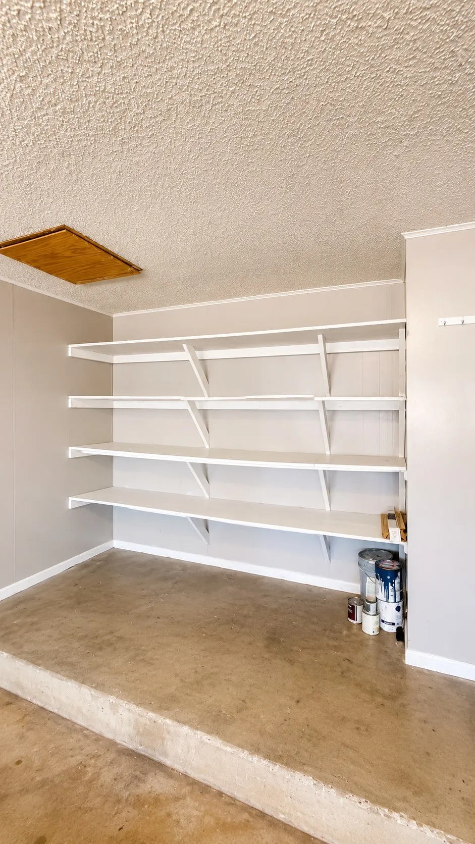 Single Family Residence For Rent in Taylor County , 2026 Marsalis Drive, Abilene, Texas 79603, 3 Bedroom, 2 Bathroom, 2 Garage spaces, 1,438 Sqft, built in 1976, mls#21368067, Real Estate Agent in Abilene, Homes For Rent in Taylor county, Homes For Rent in Abilene, Realtor in Abilene Texas, Real Estate Brokerage Independent Realty Texas, Luminita Cordes Realtor