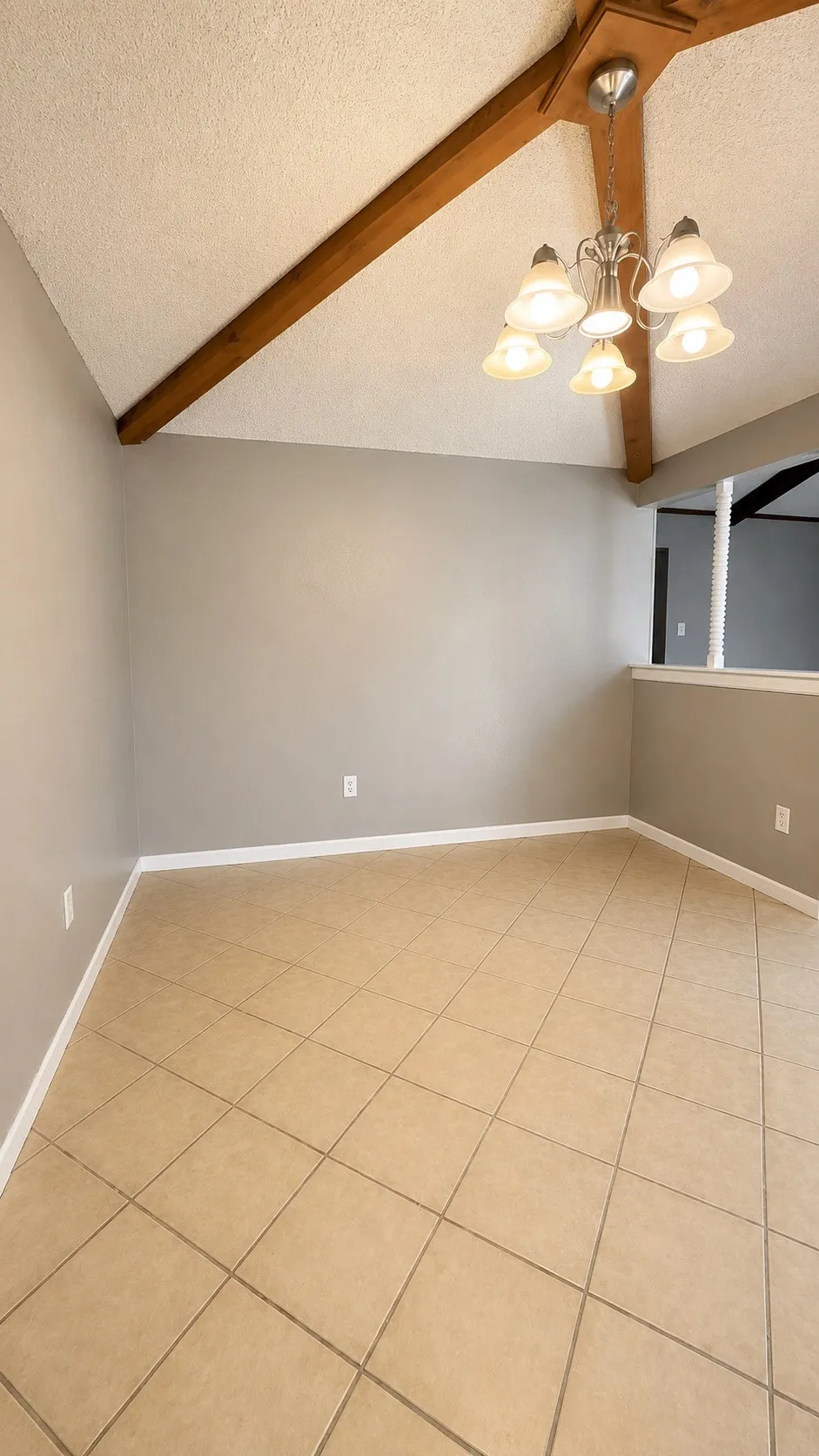 Single Family Residence For Rent in Taylor County , 2026 Marsalis Drive, Abilene, Texas 79603, 3 Bedroom, 2 Bathroom, 2 Garage spaces, 1,438 Sqft, built in 1976, mls#21368067, Real Estate Agent in Abilene, Homes For Rent in Taylor county, Homes For Rent in Abilene, Realtor in Abilene Texas, Real Estate Brokerage Independent Realty Texas, Luminita Cordes Realtor