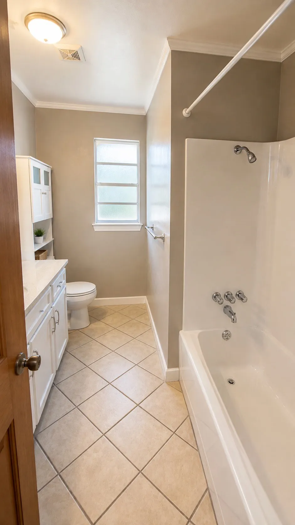 Main Bathroom