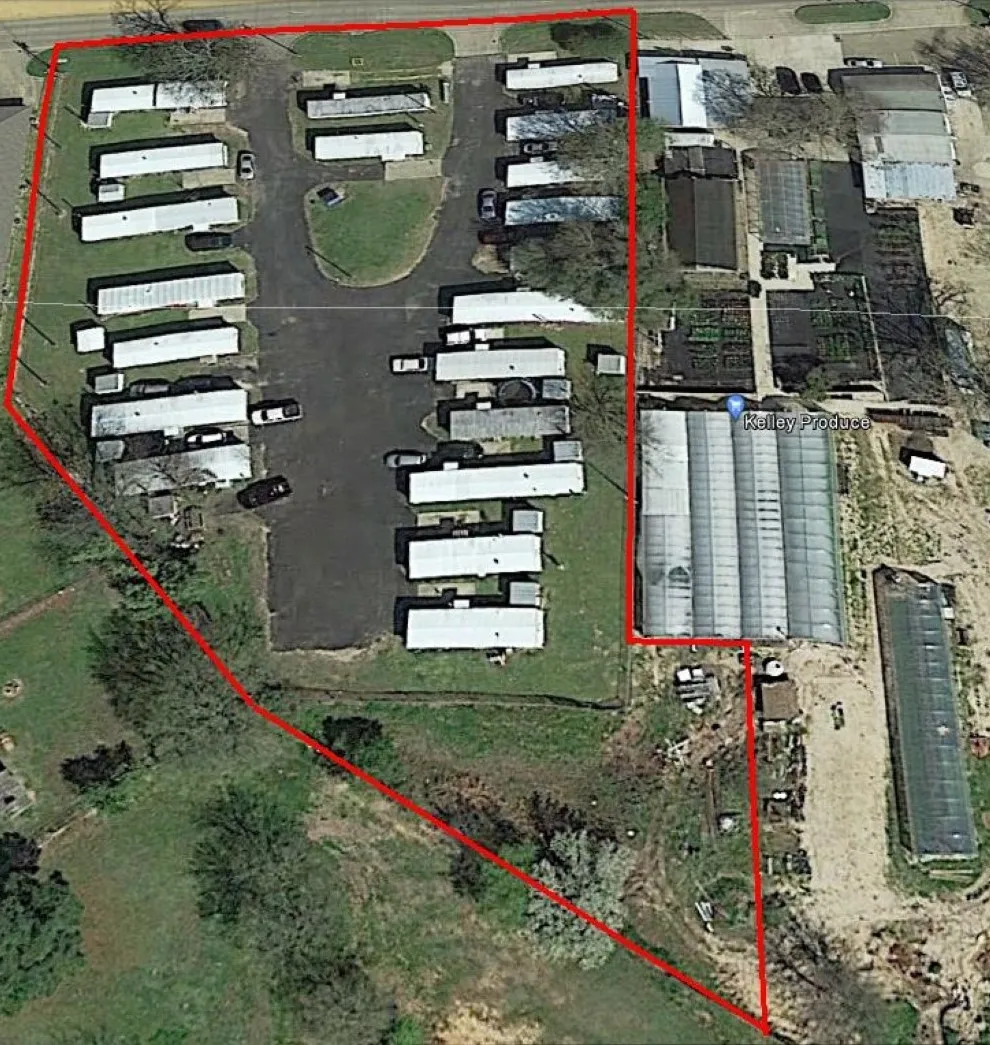 For Sale in Titus County , 815 W 16th, Mt Pleasant, Texas 75455, 38 Bedroom, 21 Bathroom, Garage spaces, 0 Sqft, built in 1986, mls#21368949, Real Estate Agent in Mt Pleasant, Homes For Sale in Titus county, Homes For Sale in Mt Pleasant, Realtor in Mt Pleasant Texas, Real Estate Brokerage Independent Realty Texas, Luminita Cordes Realtor