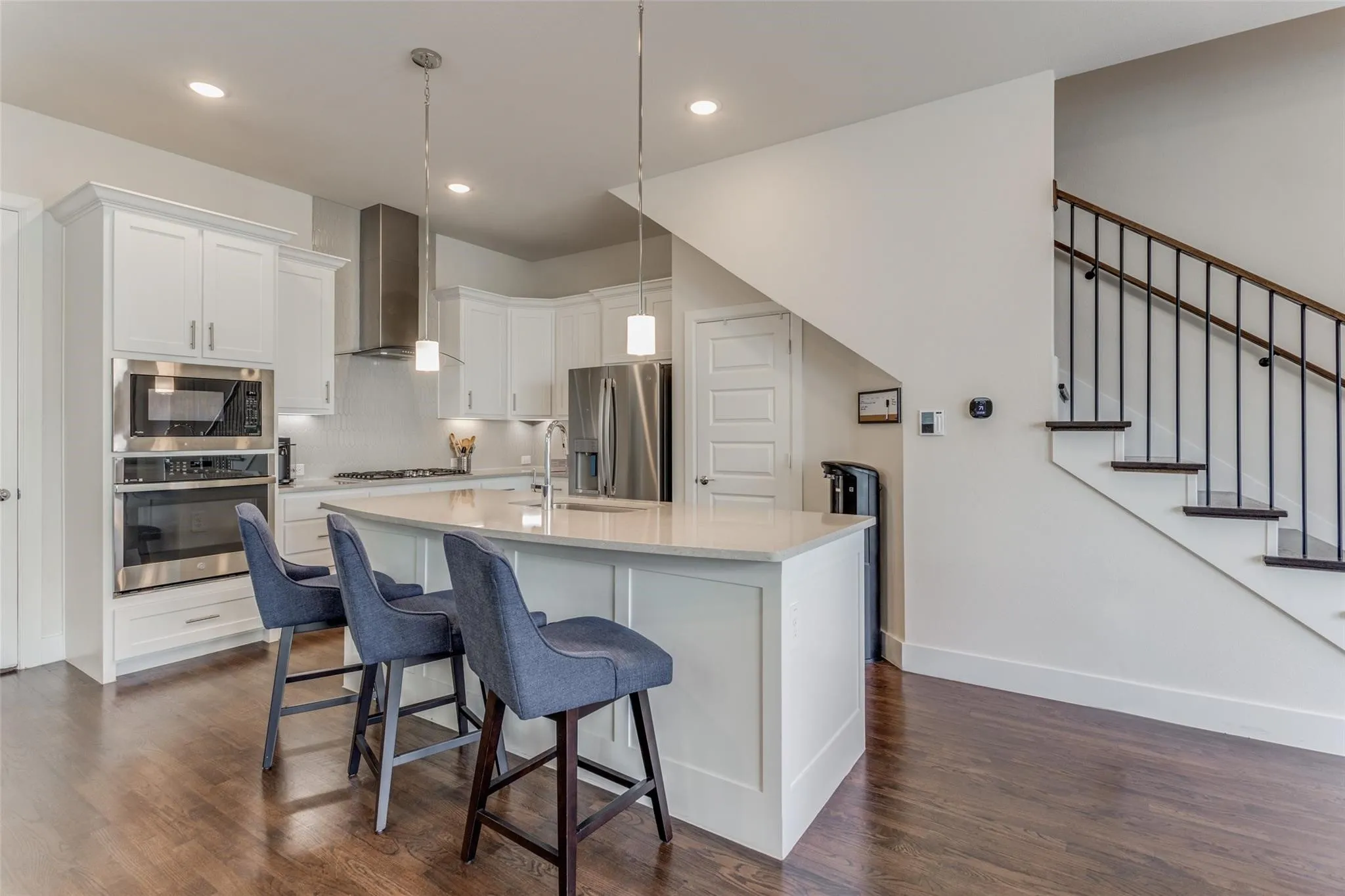 Single Family Residence For Rent in Collin County , 8052 Zeppos Drive, Plano, Texas 75024, 3 Bedroom, 4 Bathroom, 2 Garage spaces, 1,892 Sqft, built in 2021, mls#21368882, Real Estate Agent in Plano, Homes For Rent in Collin county, Homes For Rent in Plano, Realtor in Plano Texas, Real Estate Brokerage Independent Realty Texas, Luminita Cordes Realtor