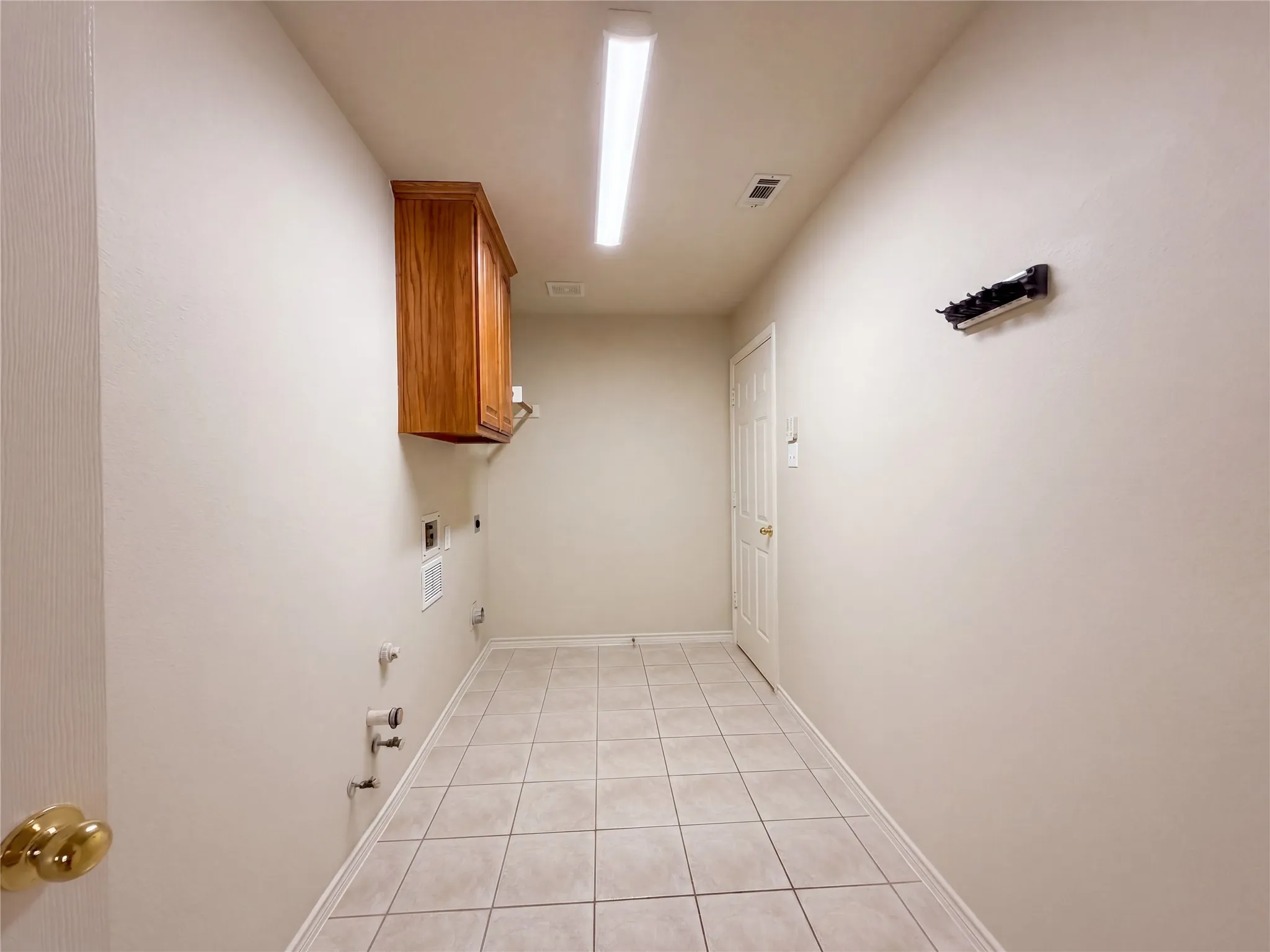 Single Family Residence For Sale in Collin County , 8404 Blacktail Trail, Mc Kinney, Texas 75070, 4 Bedroom, 2 Bathroom, 2 Garage spaces, 2,405 Sqft, built in 2003, mls#21368962, Real Estate Agent in Mc Kinney, Homes For Sale in Collin county, Homes For Sale in Mc Kinney, Realtor in Mc Kinney Texas, Real Estate Brokerage Independent Realty Texas, Luminita Cordes Realtor
