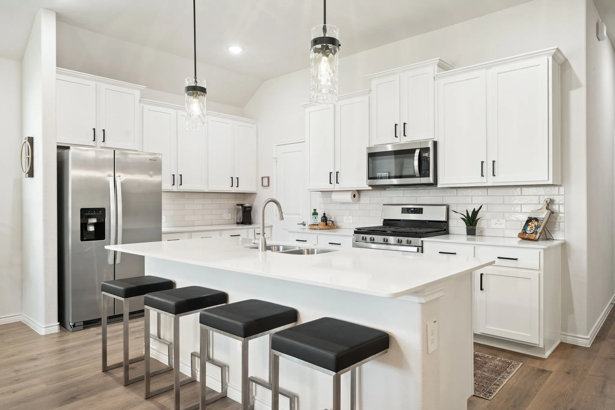 Single Family Residence For Sale in Denton County , 10408 Bluestone Lane, Aubrey, Texas 76227, 4 Bedroom, 2 Bathroom, 2 Garage spaces, 2,091 Sqft, built in 2023, mls#21356463, Real Estate Agent in Aubrey, Homes For Sale in Denton county, Homes For Sale in Aubrey, Realtor in Aubrey Texas, Real Estate Brokerage Independent Realty Texas, Luminita Cordes Realtor