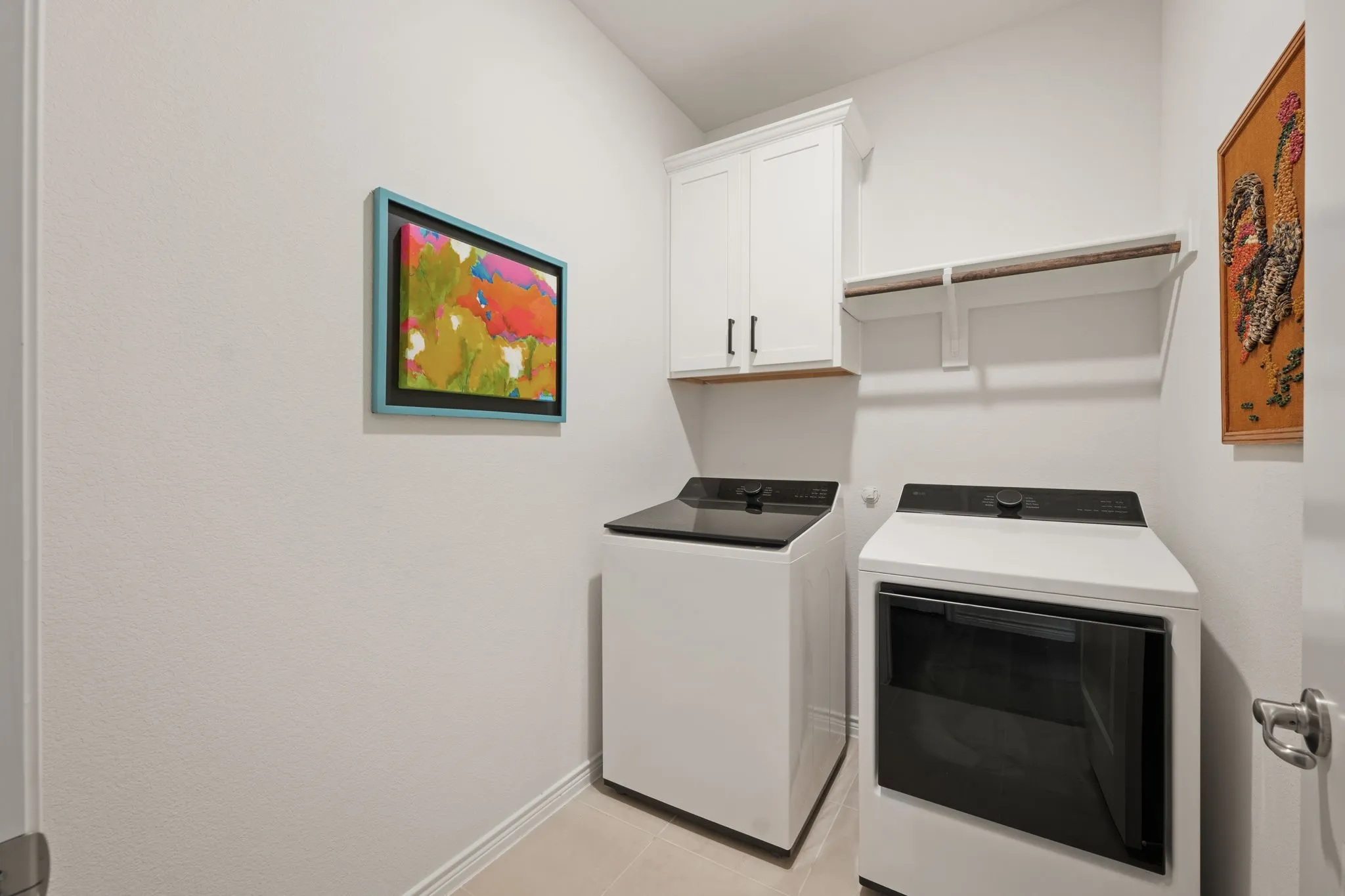 Single Family Residence For Sale in Denton County , 10408 Bluestone Lane, Aubrey, Texas 76227, 4 Bedroom, 2 Bathroom, 2 Garage spaces, 2,091 Sqft, built in 2023, mls#21356463, Real Estate Agent in Aubrey, Homes For Sale in Denton county, Homes For Sale in Aubrey, Realtor in Aubrey Texas, Real Estate Brokerage Independent Realty Texas, Luminita Cordes Realtor