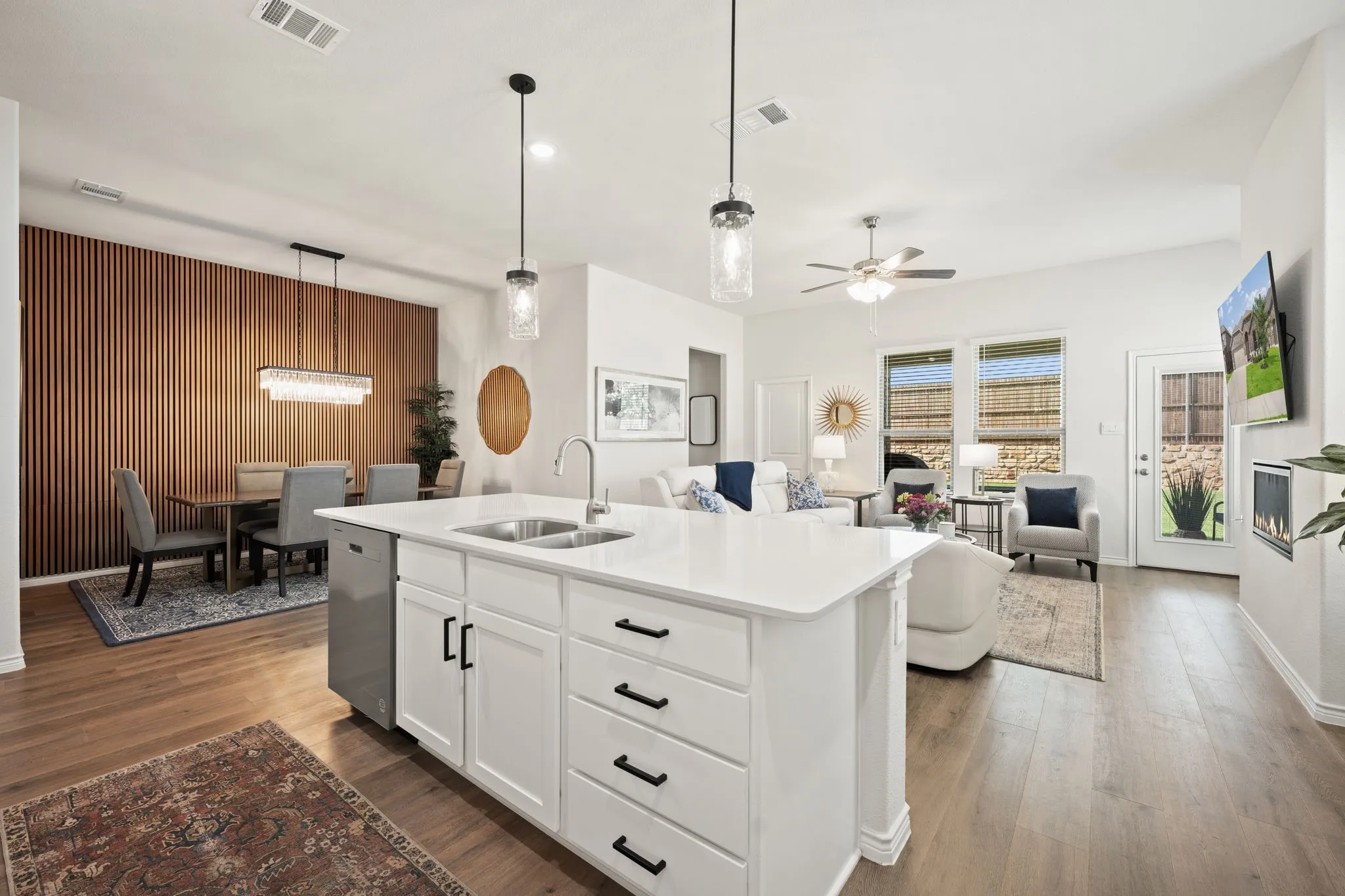 Single Family Residence For Sale in Denton County , 10408 Bluestone Lane, Aubrey, Texas 76227, 4 Bedroom, 2 Bathroom, 2 Garage spaces, 2,091 Sqft, built in 2023, mls#21356463, Real Estate Agent in Aubrey, Homes For Sale in Denton county, Homes For Sale in Aubrey, Realtor in Aubrey Texas, Real Estate Brokerage Independent Realty Texas, Luminita Cordes Realtor