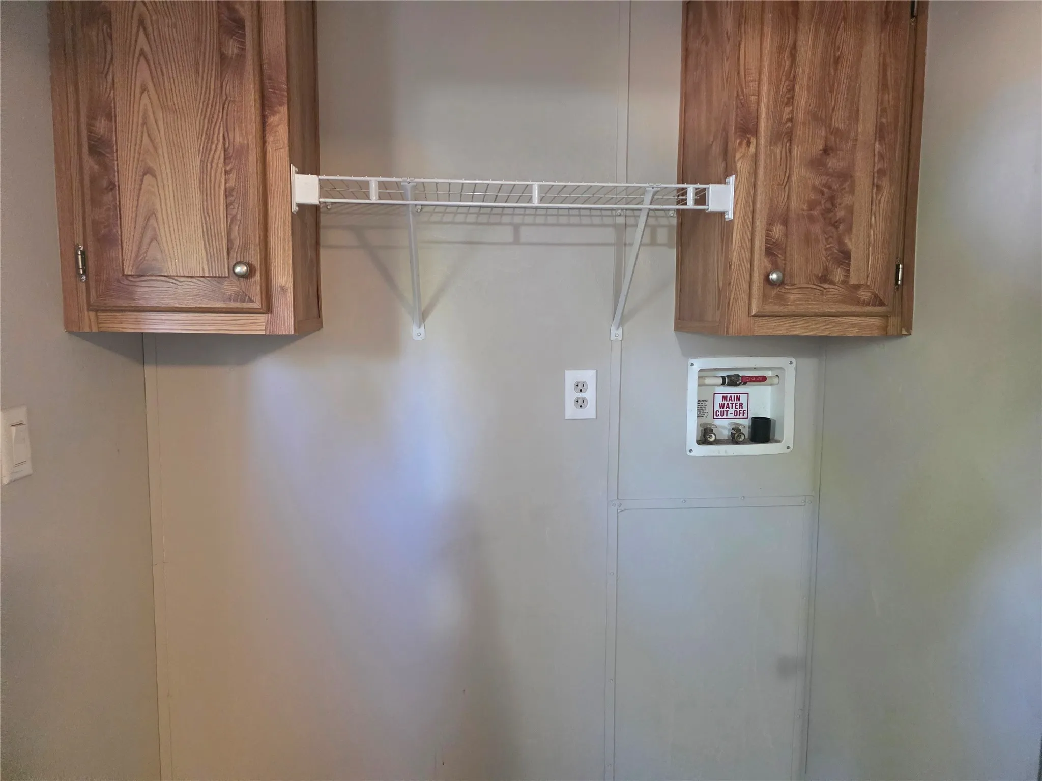 Mobile Home For Sale in Henderson County , 100 Crow Street, Mabank, Texas 75156, 4 Bedroom, 2 Bathroom, 2 Garage spaces, 1,792 Sqft, built in 2009, mls#21368976, Real Estate Agent in Mabank, Homes For Sale in Henderson county, Homes For Sale in Mabank, Realtor in Mabank Texas, Real Estate Brokerage Independent Realty Texas, Luminita Cordes Realtor