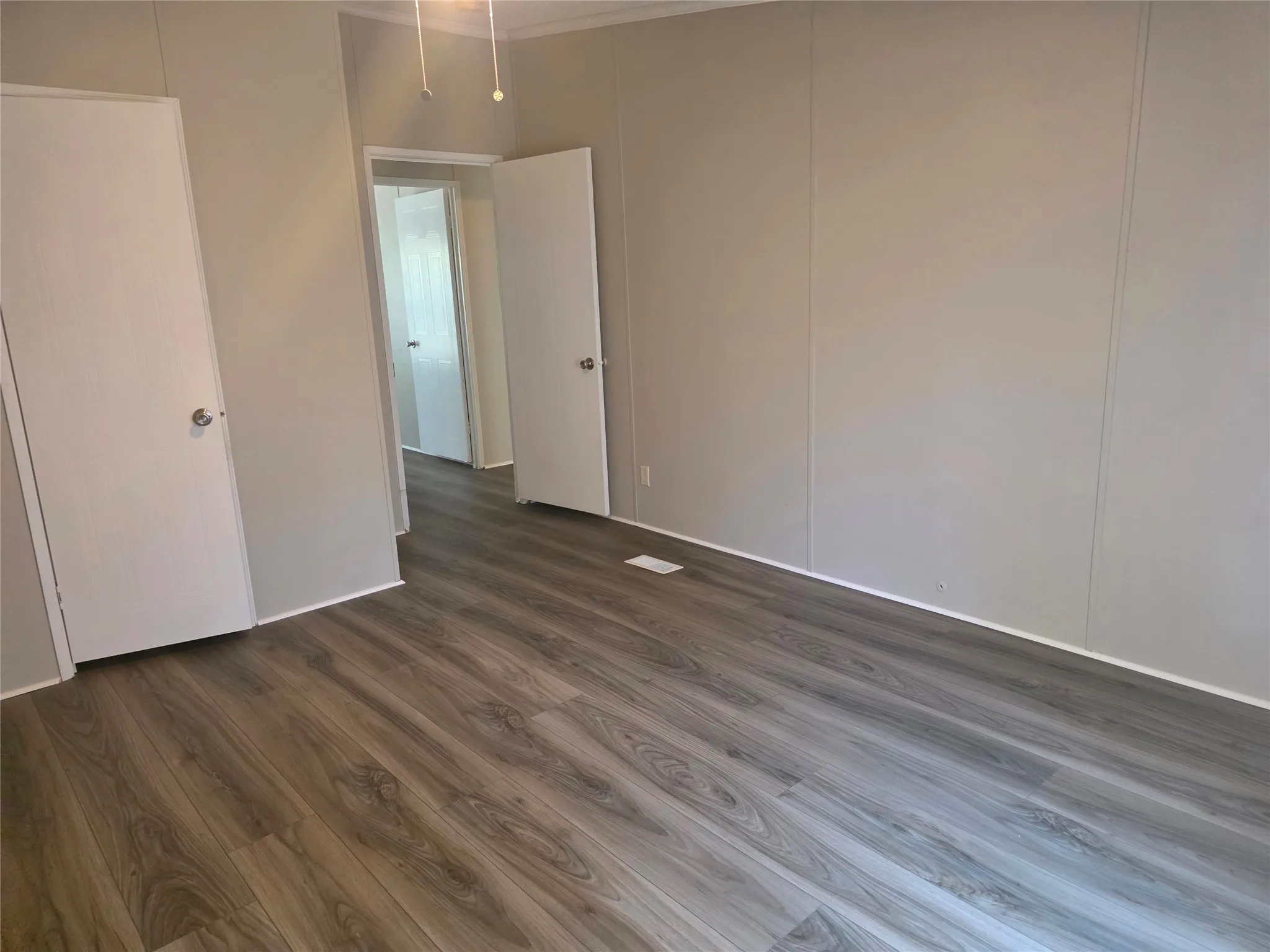 Mobile Home For Sale in Henderson County , 100 Crow Street, Mabank, Texas 75156, 4 Bedroom, 2 Bathroom, 2 Garage spaces, 1,792 Sqft, built in 2009, mls#21368976, Real Estate Agent in Mabank, Homes For Sale in Henderson county, Homes For Sale in Mabank, Realtor in Mabank Texas, Real Estate Brokerage Independent Realty Texas, Luminita Cordes Realtor
