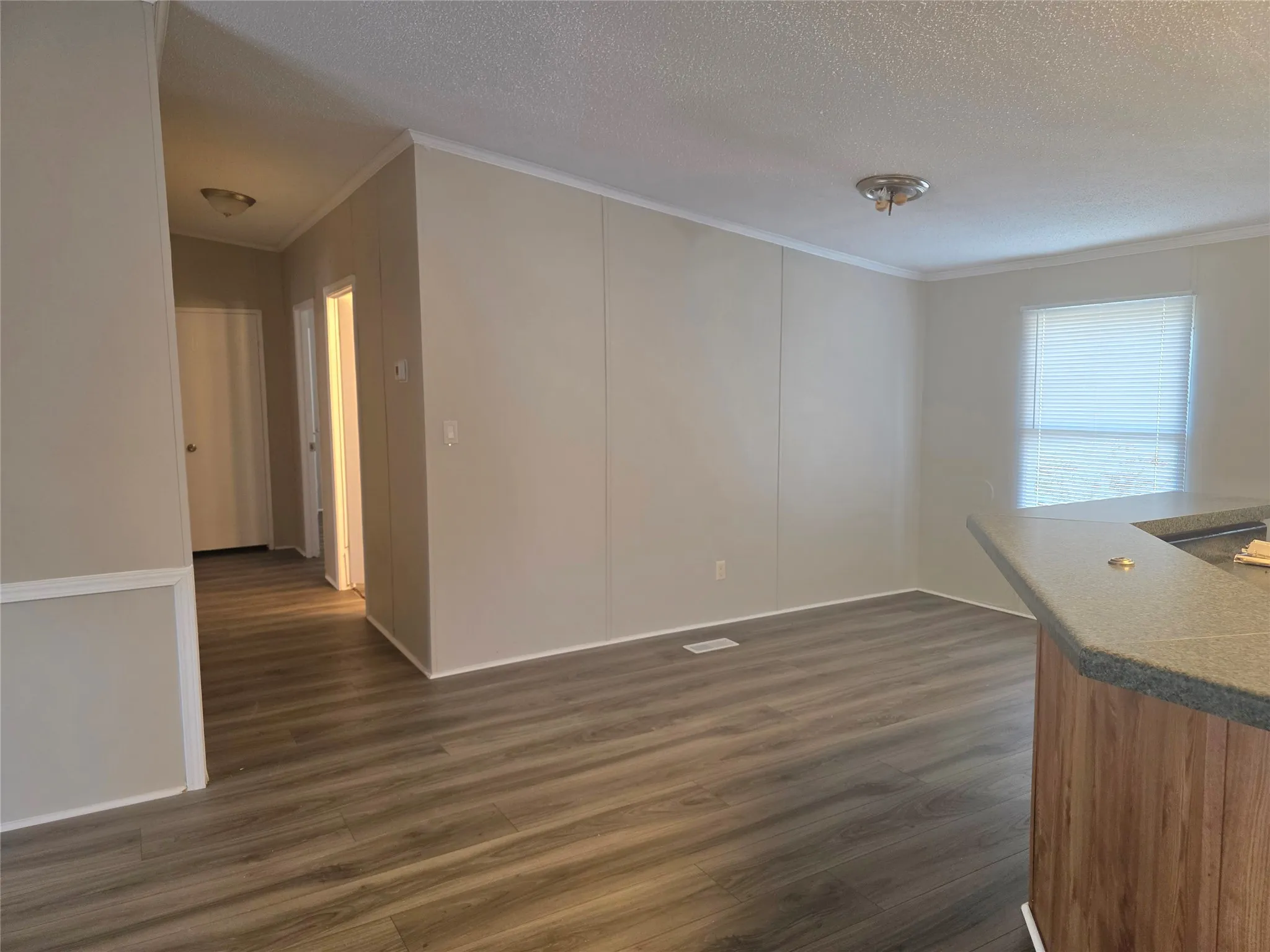 Mobile Home For Sale in Henderson County , 100 Crow Street, Mabank, Texas 75156, 4 Bedroom, 2 Bathroom, 2 Garage spaces, 1,792 Sqft, built in 2009, mls#21368976, Real Estate Agent in Mabank, Homes For Sale in Henderson county, Homes For Sale in Mabank, Realtor in Mabank Texas, Real Estate Brokerage Independent Realty Texas, Luminita Cordes Realtor