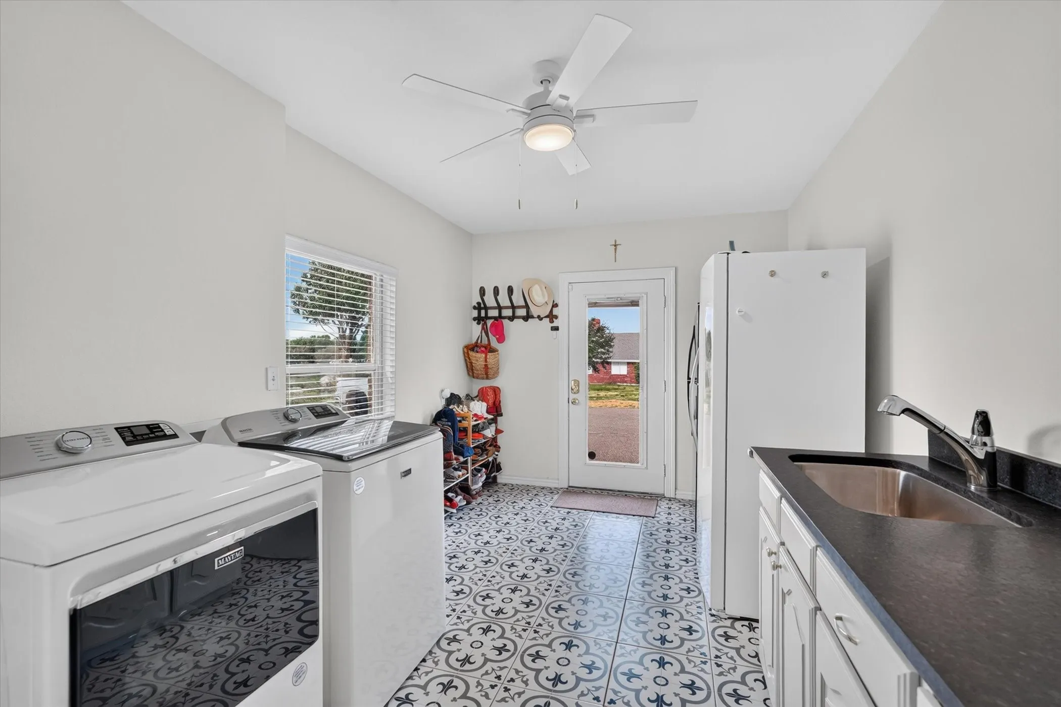 Single Family Residence For Sale in Rockwall County , 1442 FM 552, Rockwall, Texas 75087, 4 Bedroom, 4 Bathroom, 3 Garage spaces, 3,954 Sqft, built in 1989, mls#21365382, Real Estate Agent in Rockwall, Homes For Sale in Rockwall county, Homes For Sale in Rockwall, Realtor in Rockwall Texas, Real Estate Brokerage Independent Realty Texas, Luminita Cordes Realtor