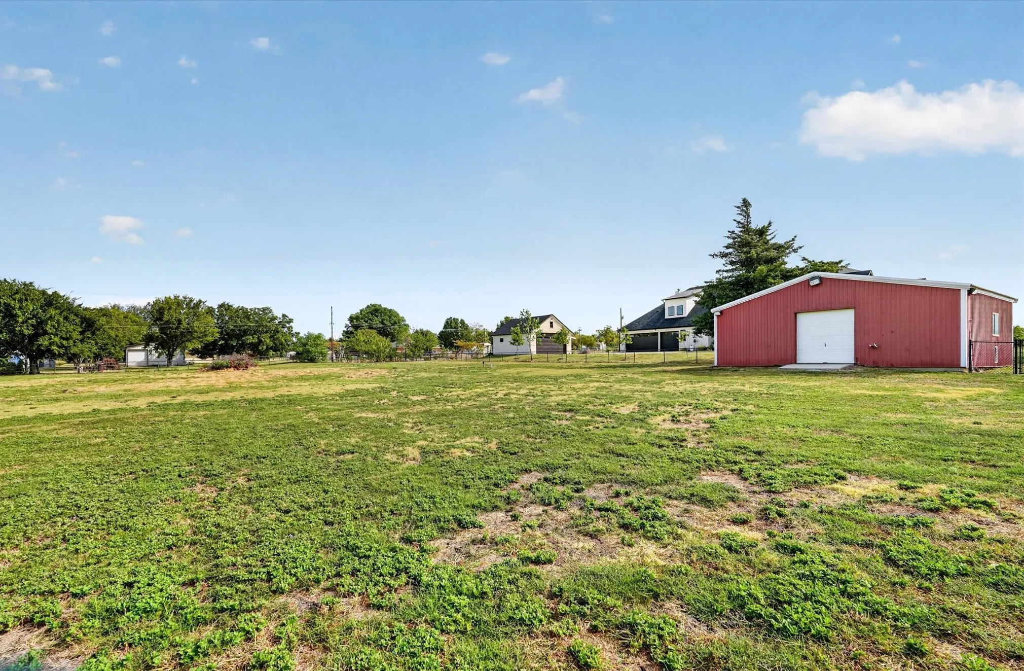 Single Family Residence For Sale in Rockwall County , 1442 FM 552, Rockwall, Texas 75087, 4 Bedroom, 4 Bathroom, 3 Garage spaces, 3,954 Sqft, built in 1989, mls#21365382, Real Estate Agent in Rockwall, Homes For Sale in Rockwall county, Homes For Sale in Rockwall, Realtor in Rockwall Texas, Real Estate Brokerage Independent Realty Texas, Luminita Cordes Realtor