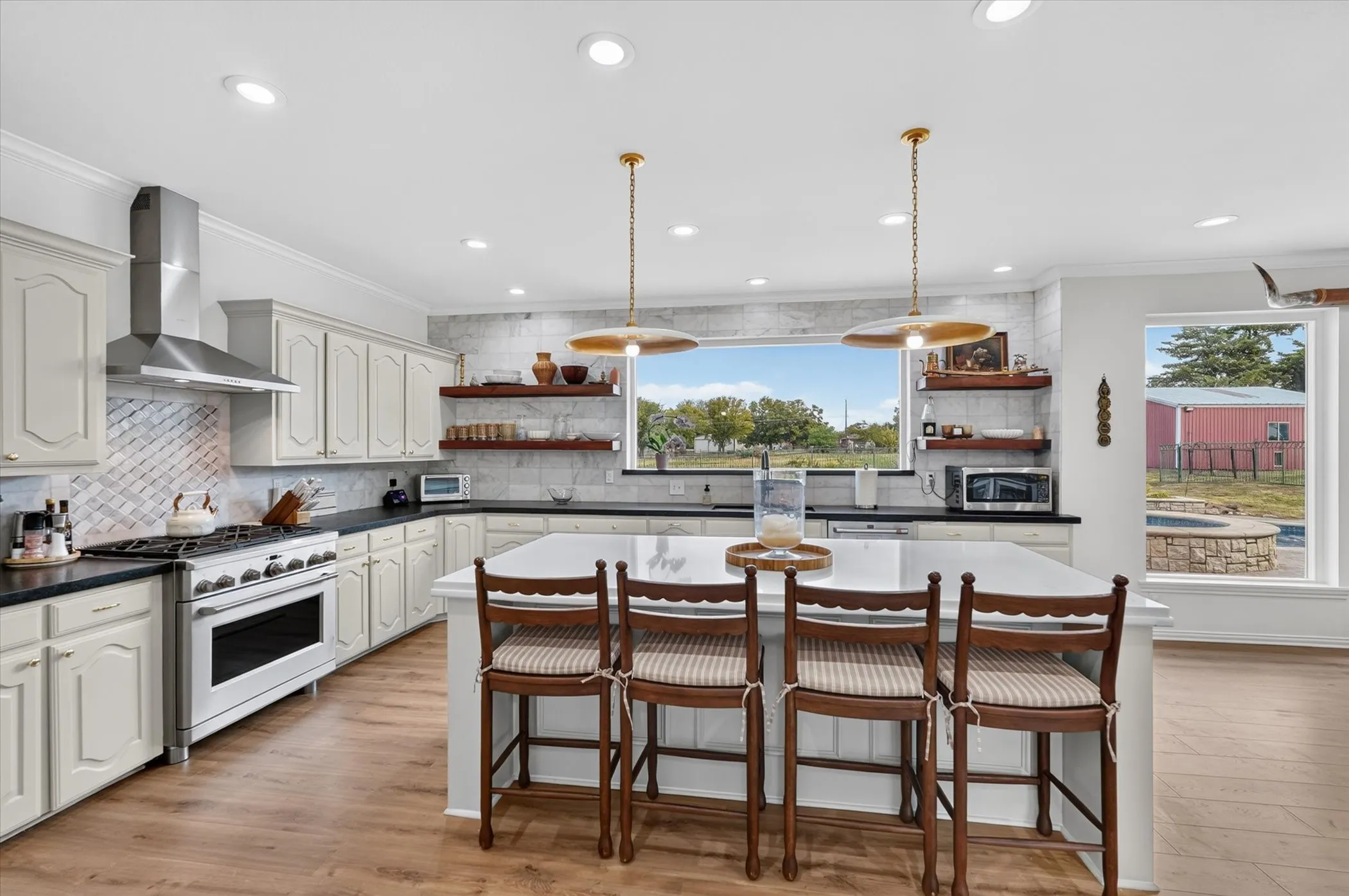 Single Family Residence For Sale in Rockwall County , 1442 FM 552, Rockwall, Texas 75087, 4 Bedroom, 4 Bathroom, 3 Garage spaces, 3,954 Sqft, built in 1989, mls#21365382, Real Estate Agent in Rockwall, Homes For Sale in Rockwall county, Homes For Sale in Rockwall, Realtor in Rockwall Texas, Real Estate Brokerage Independent Realty Texas, Luminita Cordes Realtor