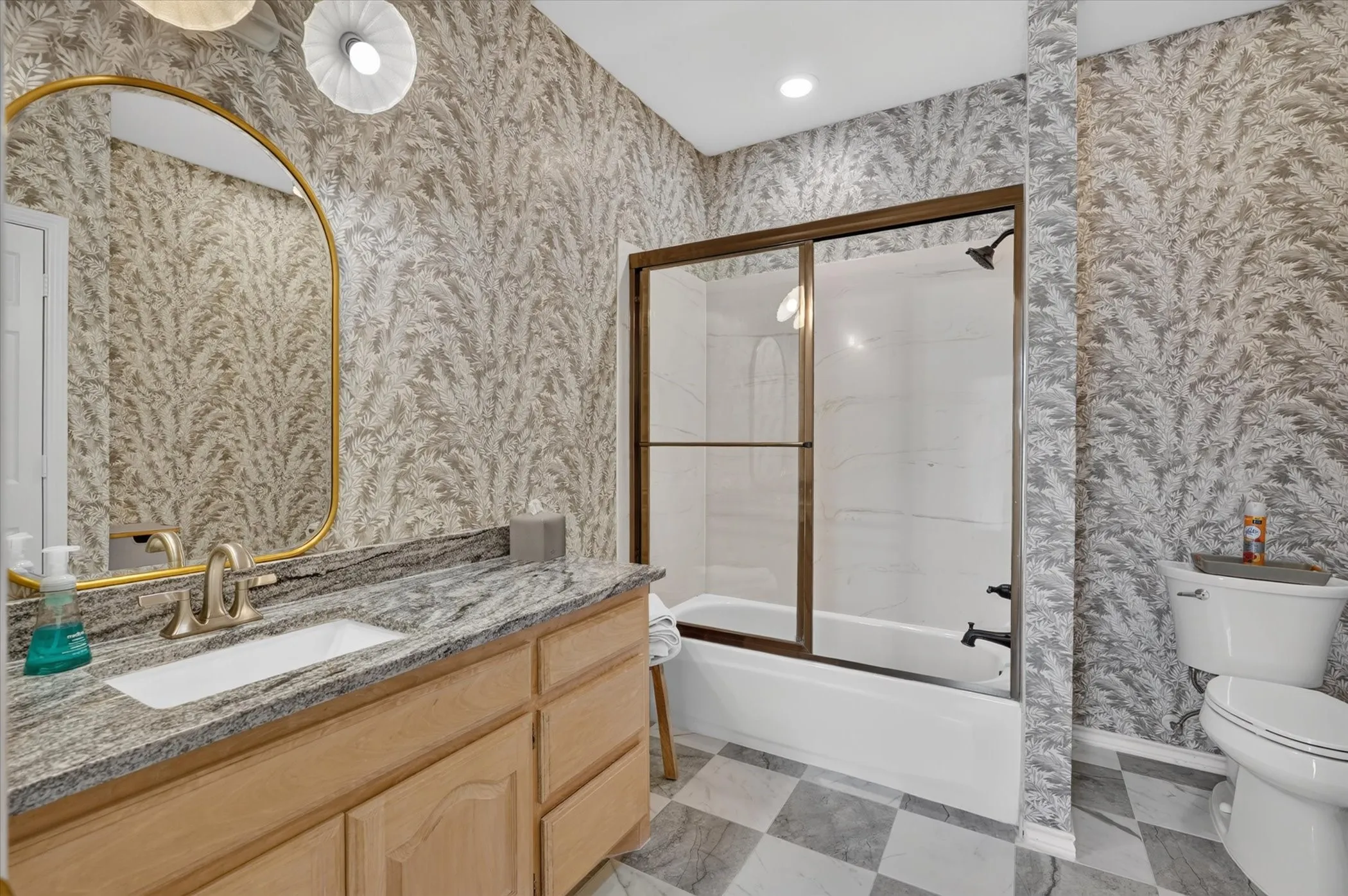 Single Family Residence For Sale in Rockwall County , 1442 FM 552, Rockwall, Texas 75087, 4 Bedroom, 4 Bathroom, 3 Garage spaces, 3,954 Sqft, built in 1989, mls#21365382, Real Estate Agent in Rockwall, Homes For Sale in Rockwall county, Homes For Sale in Rockwall, Realtor in Rockwall Texas, Real Estate Brokerage Independent Realty Texas, Luminita Cordes Realtor