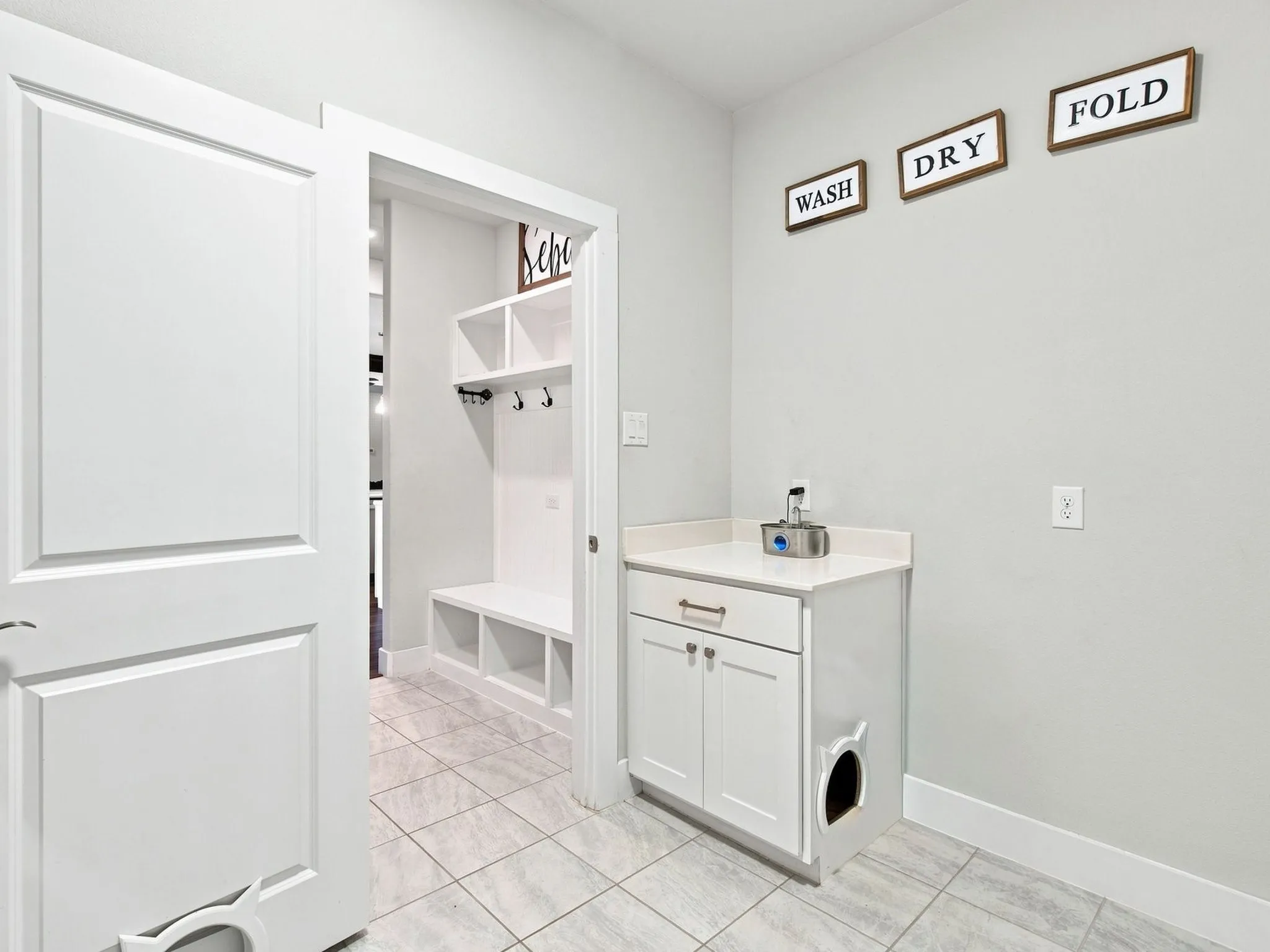 Single Family Residence For Sale in Denton County , 10216 Finch Road, Sanger, Texas 76266, 4 Bedroom, 4 Bathroom, 3 Garage spaces, 2,950 Sqft, built in 2021, mls#21367066, Real Estate Agent in Sanger, Homes For Sale in Denton county, Homes For Sale in Sanger, Realtor in Sanger Texas, Real Estate Brokerage Independent Realty Texas, Luminita Cordes Realtor