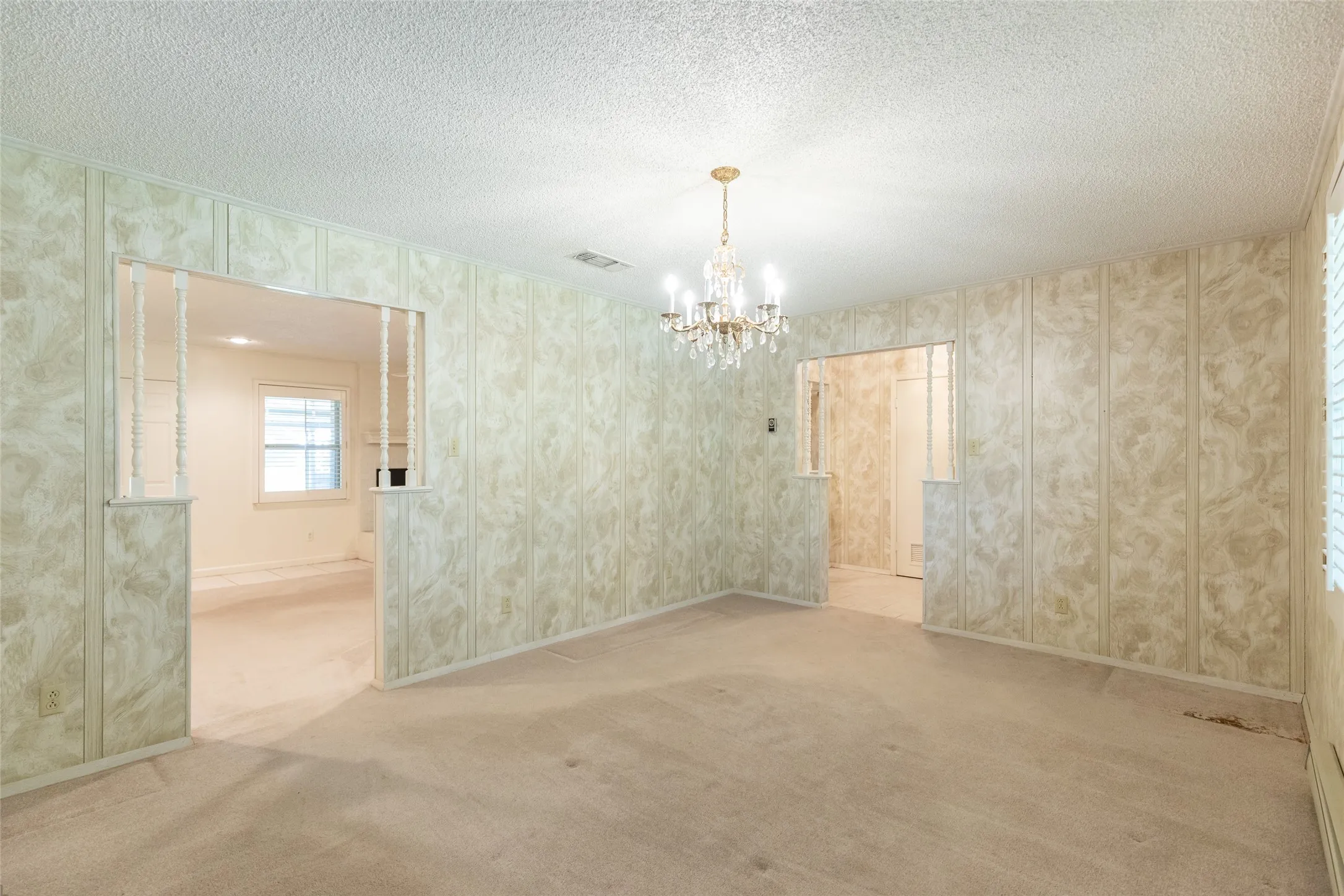 Farm For Sale in Callahan County , 8504 County Road 258, Clyde, Texas 79510, 3 Bedroom, 2 Bathroom, 2 Garage spaces, 1,733 Sqft, built in 1960, mls#21368245, Real Estate Agent in Clyde, Homes For Sale in Callahan county, Homes For Sale in Clyde, Realtor in Clyde Texas, Real Estate Brokerage Independent Realty Texas, Luminita Cordes Realtor