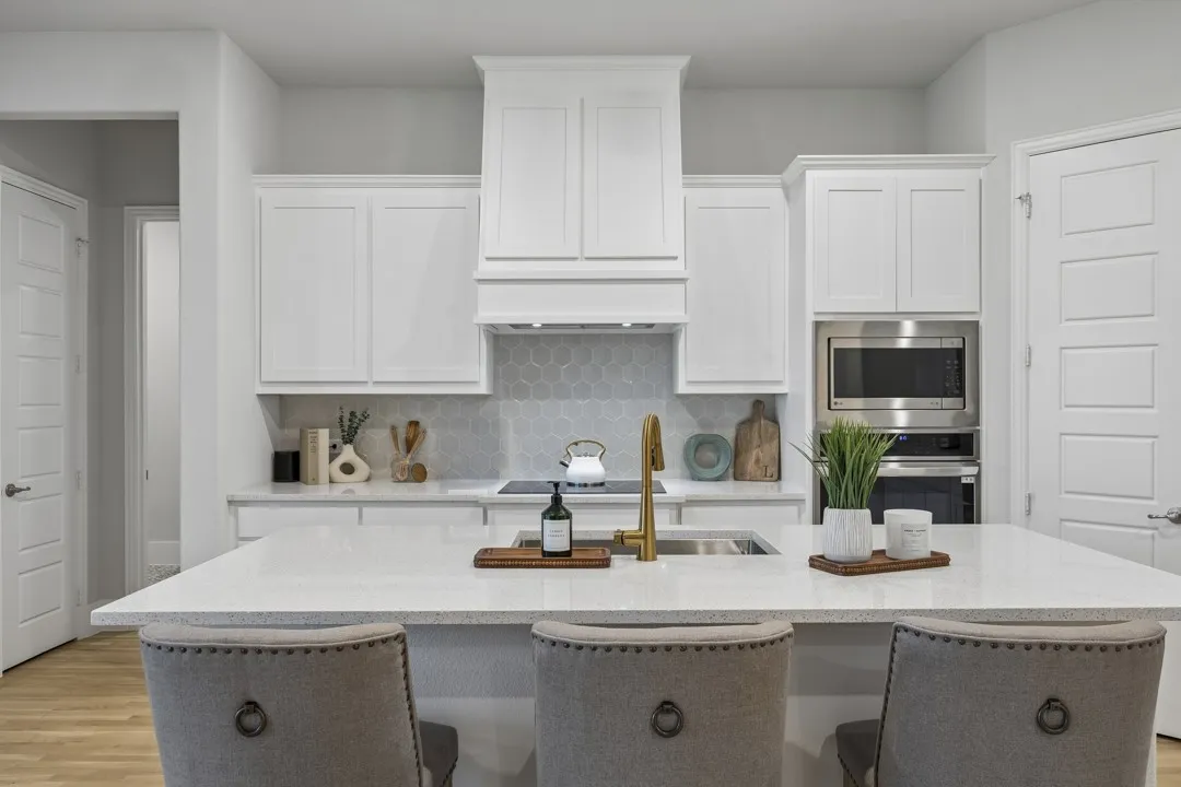 Single Family Residence For Sale in Ellis County , 4037 Lagos Drive, Midlothian, Texas 76065, 4 Bedroom, 3 Bathroom, 3 Garage spaces, 2,802 Sqft, built in 2023, mls#21368980, Real Estate Agent in Midlothian, Homes For Sale in Ellis county, Homes For Sale in Midlothian, Realtor in Midlothian Texas, Real Estate Brokerage Independent Realty Texas, Luminita Cordes Realtor