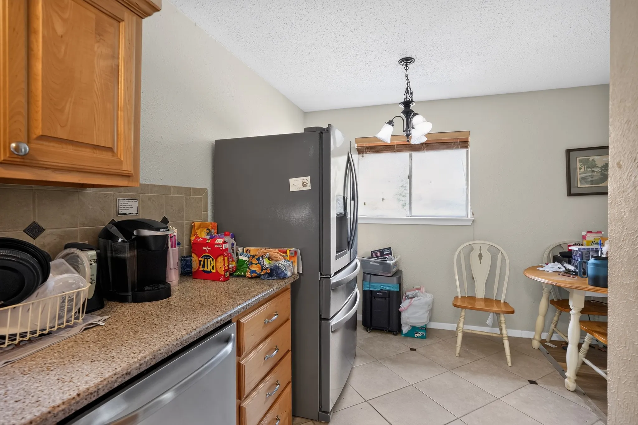 Single Family Residence For Sale in Dallas County , 2125 Meadow Glen, Irving, Texas 75060, 3 Bedroom, 2 Bathroom, 2 Garage spaces, 1,113 Sqft, built in 1968, mls#21368909, Real Estate Agent in Irving, Homes For Sale in Dallas county, Homes For Sale in Irving, Realtor in Irving Texas, Real Estate Brokerage Independent Realty Texas, Luminita Cordes Realtor