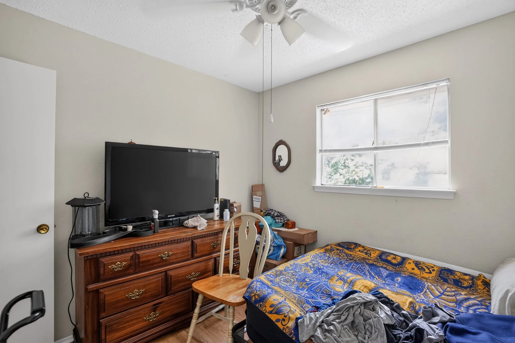 Single Family Residence For Sale in Dallas County , 2125 Meadow Glen, Irving, Texas 75060, 3 Bedroom, 2 Bathroom, 2 Garage spaces, 1,113 Sqft, built in 1968, mls#21368909, Real Estate Agent in Irving, Homes For Sale in Dallas county, Homes For Sale in Irving, Realtor in Irving Texas, Real Estate Brokerage Independent Realty Texas, Luminita Cordes Realtor